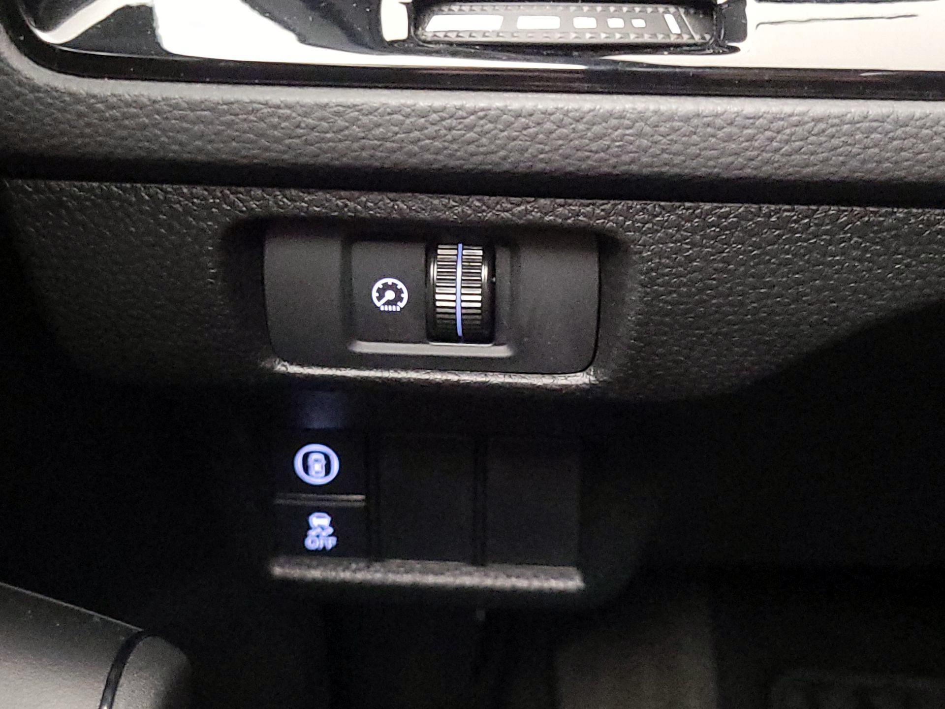 Thumbnail: 2024 Honda Civic - 13