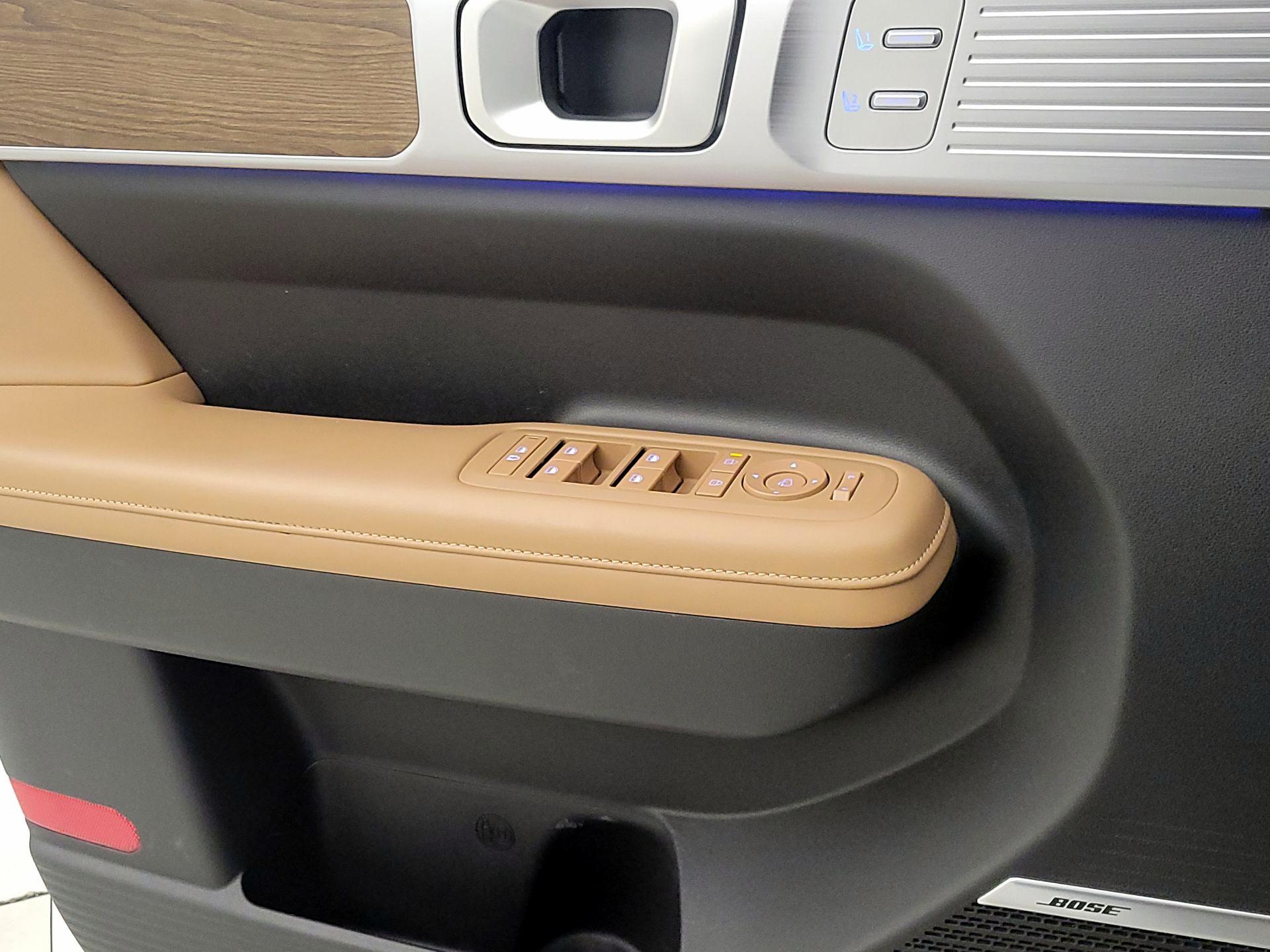 Thumbnail: 2024 Hyundai Santa Fe - 12