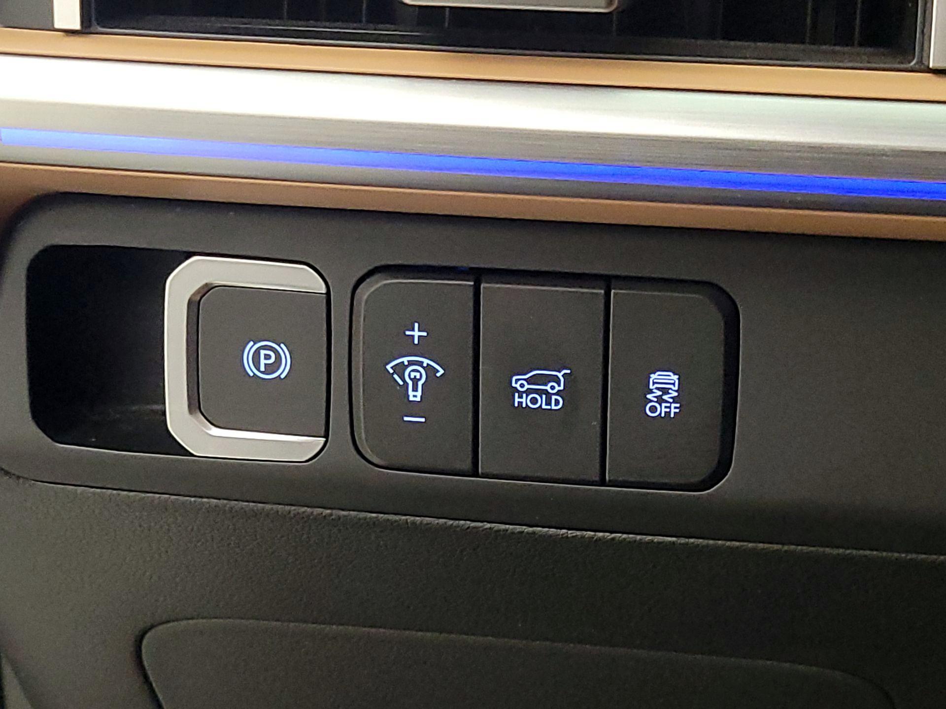 Thumbnail: 2024 Hyundai Santa Fe - 13