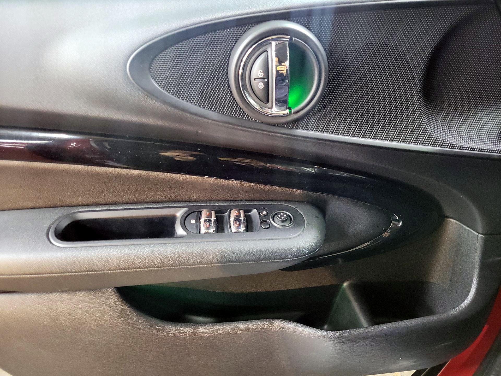 Thumbnail: 2017 MINI Cooper Clubman - 12