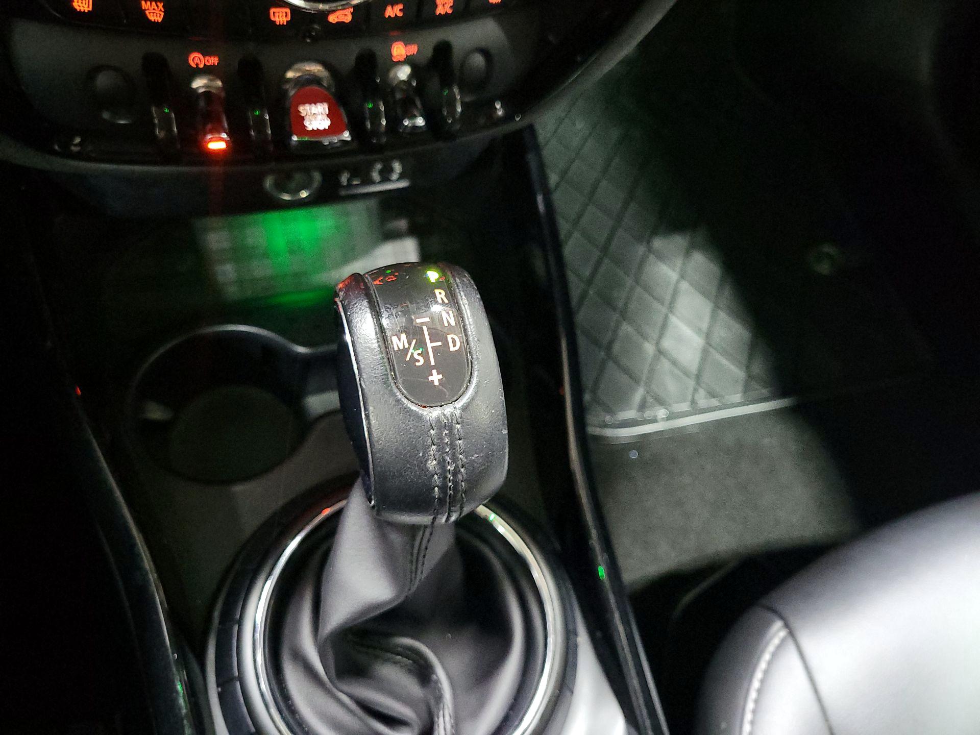 Thumbnail: 2017 MINI Cooper Clubman - 17