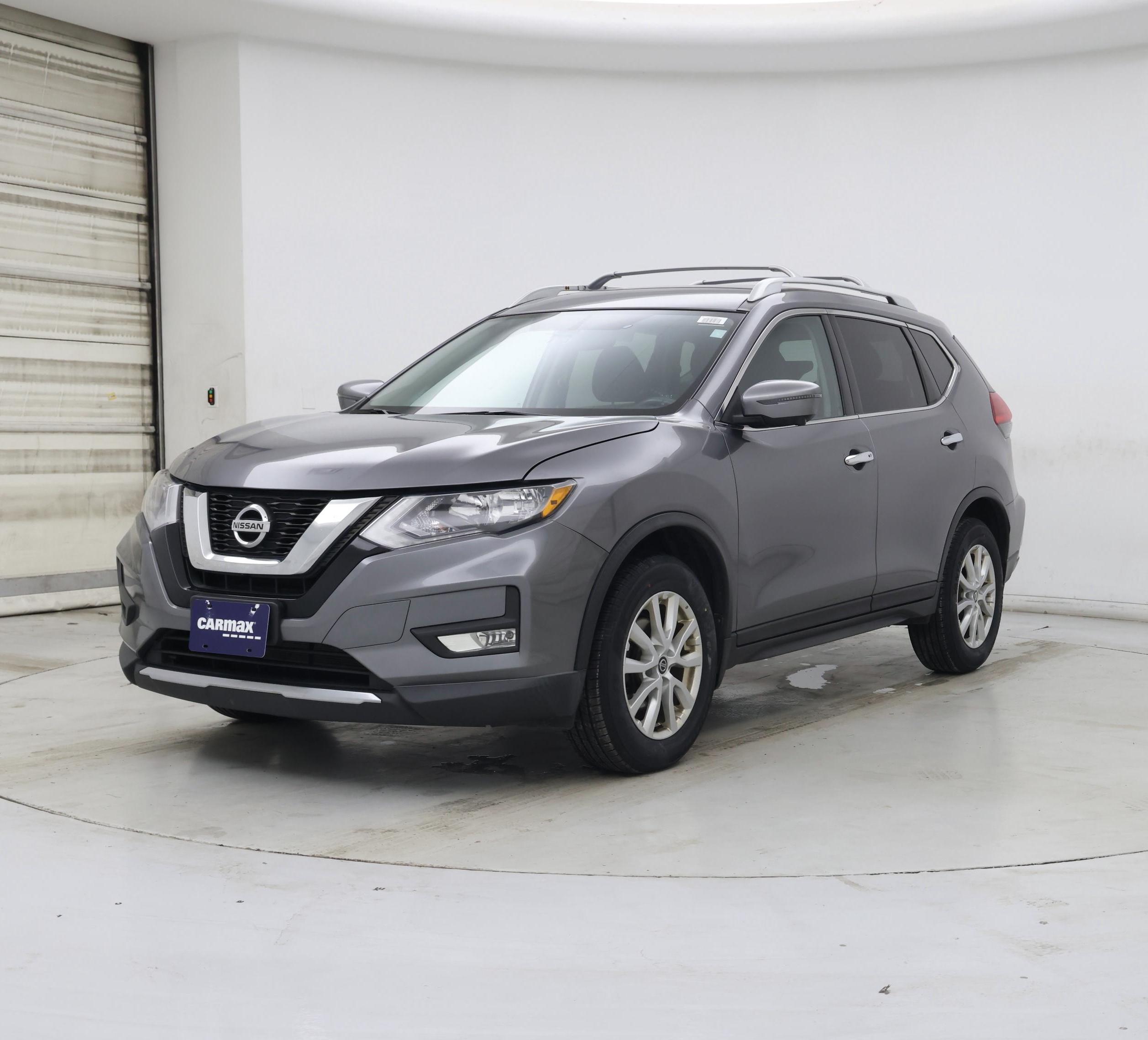 Thumbnail: 2017 Nissan Rogue - 4