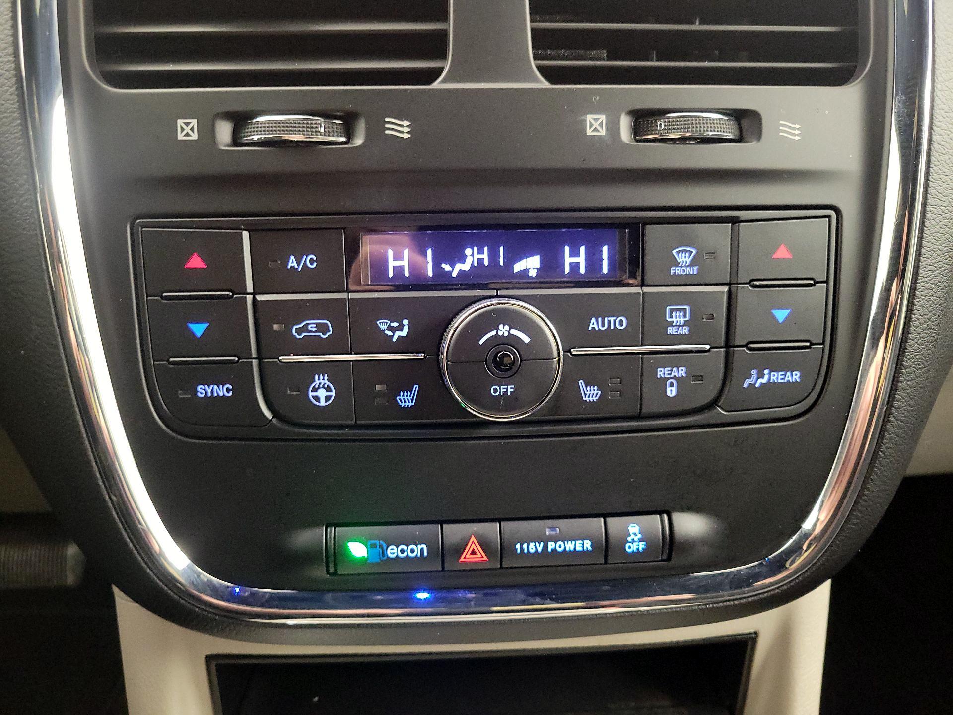 Thumbnail: 2019 Dodge Grand Caravan - 16