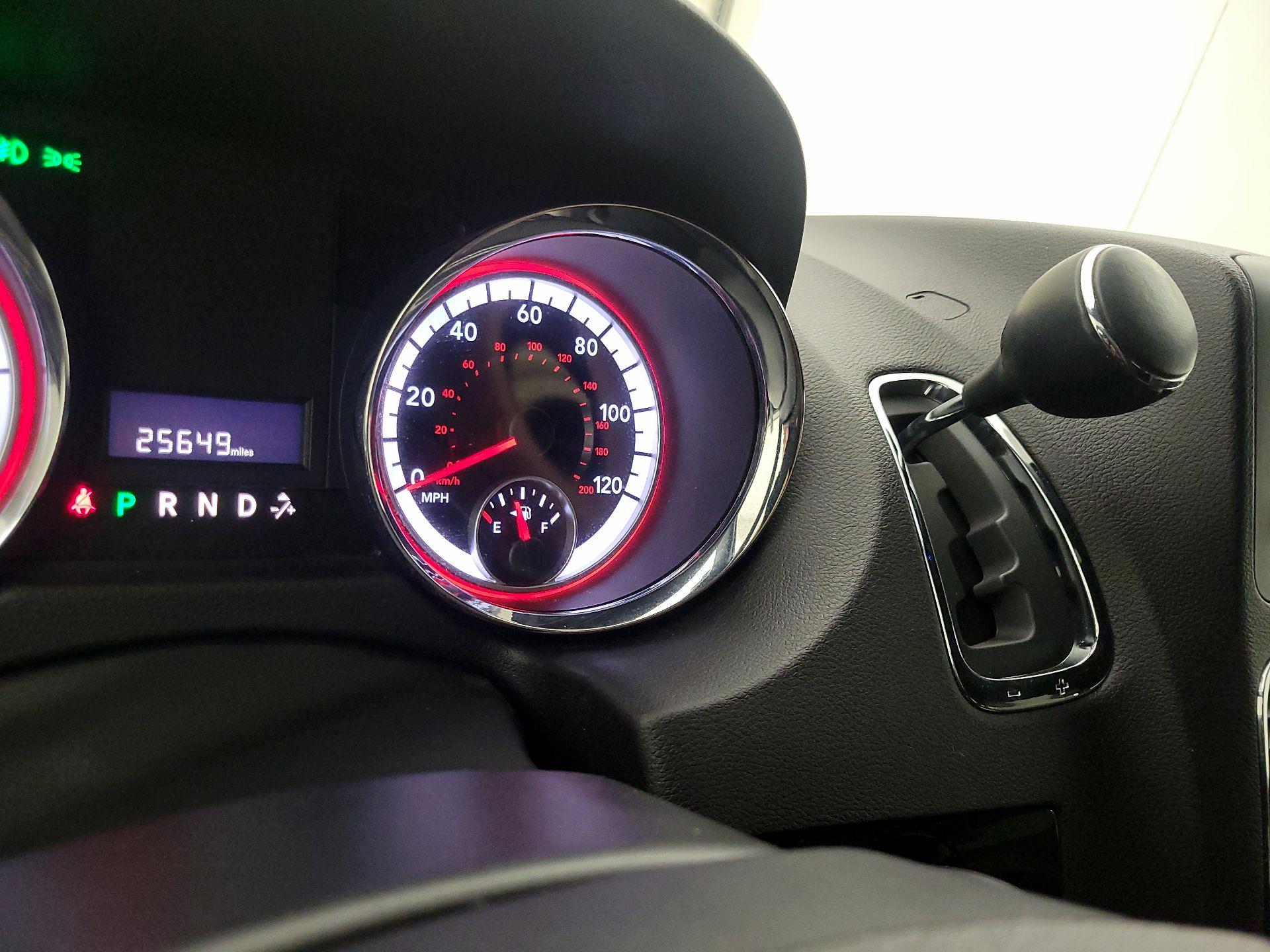 Thumbnail: 2019 Dodge Grand Caravan - 17