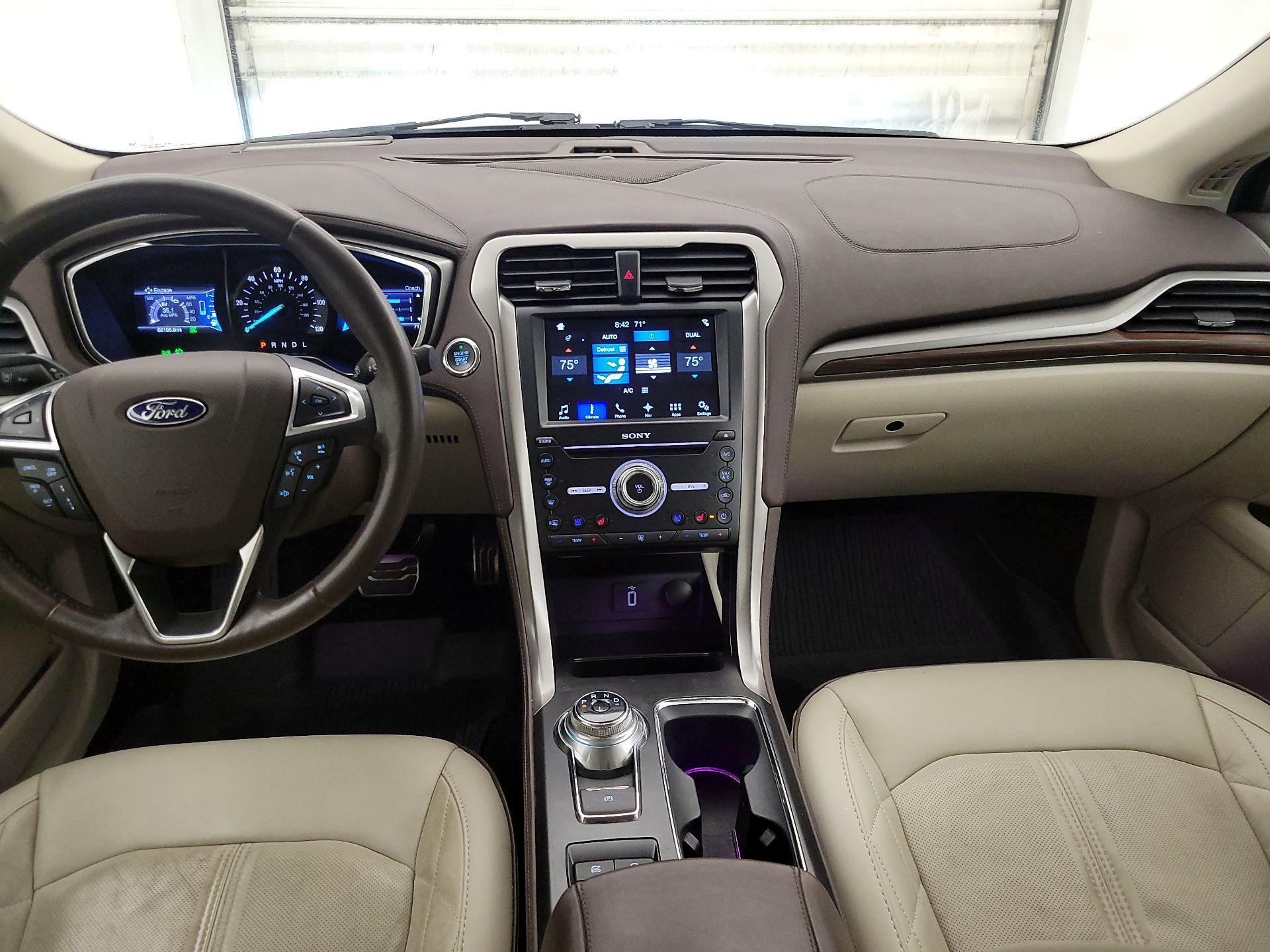 Thumbnail: 2017 Ford Fusion - 9