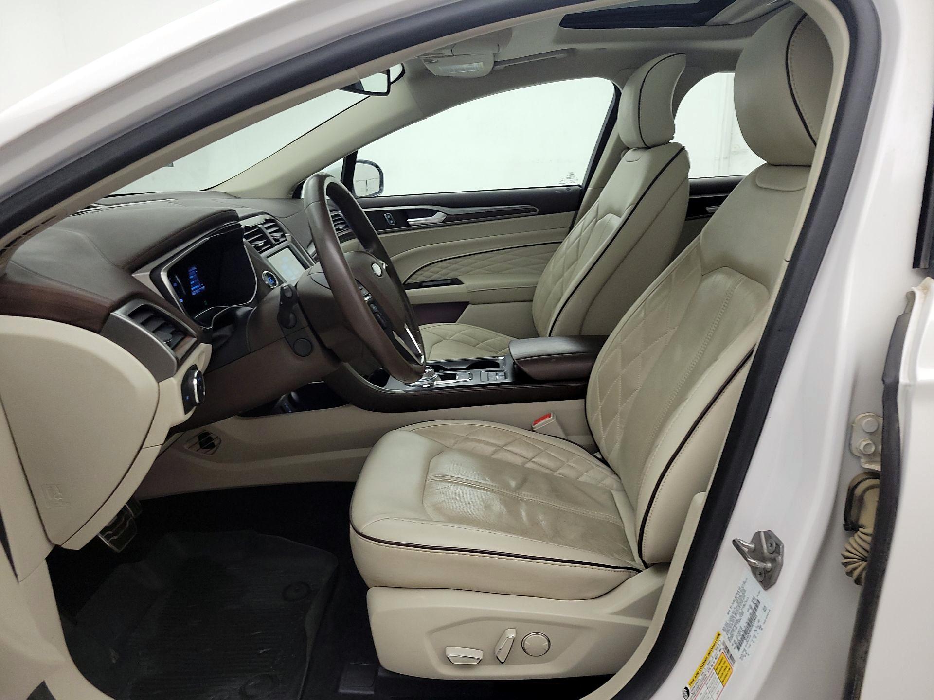 Thumbnail: 2017 Ford Fusion - 11