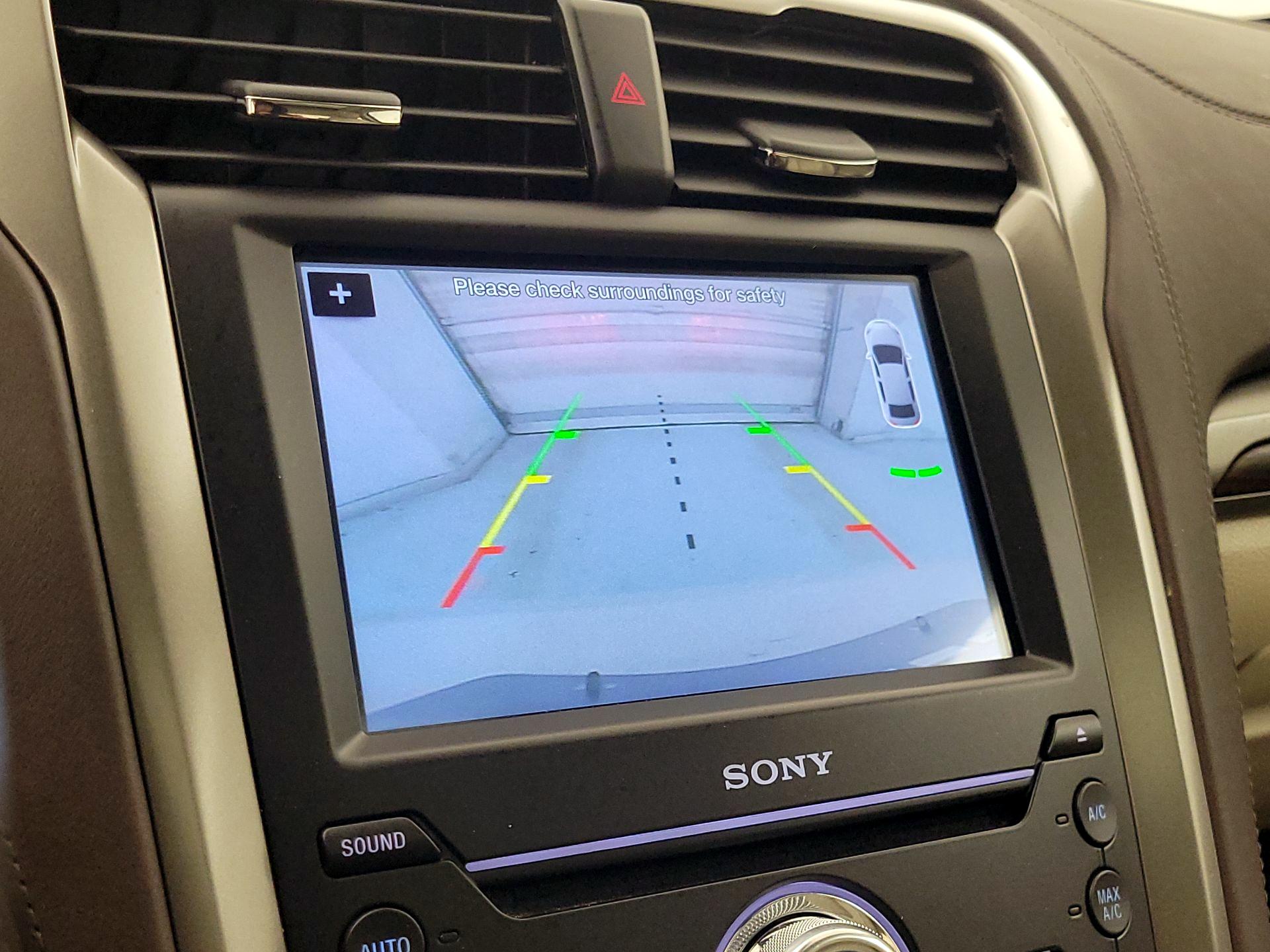 Thumbnail: 2017 Ford Fusion - 14