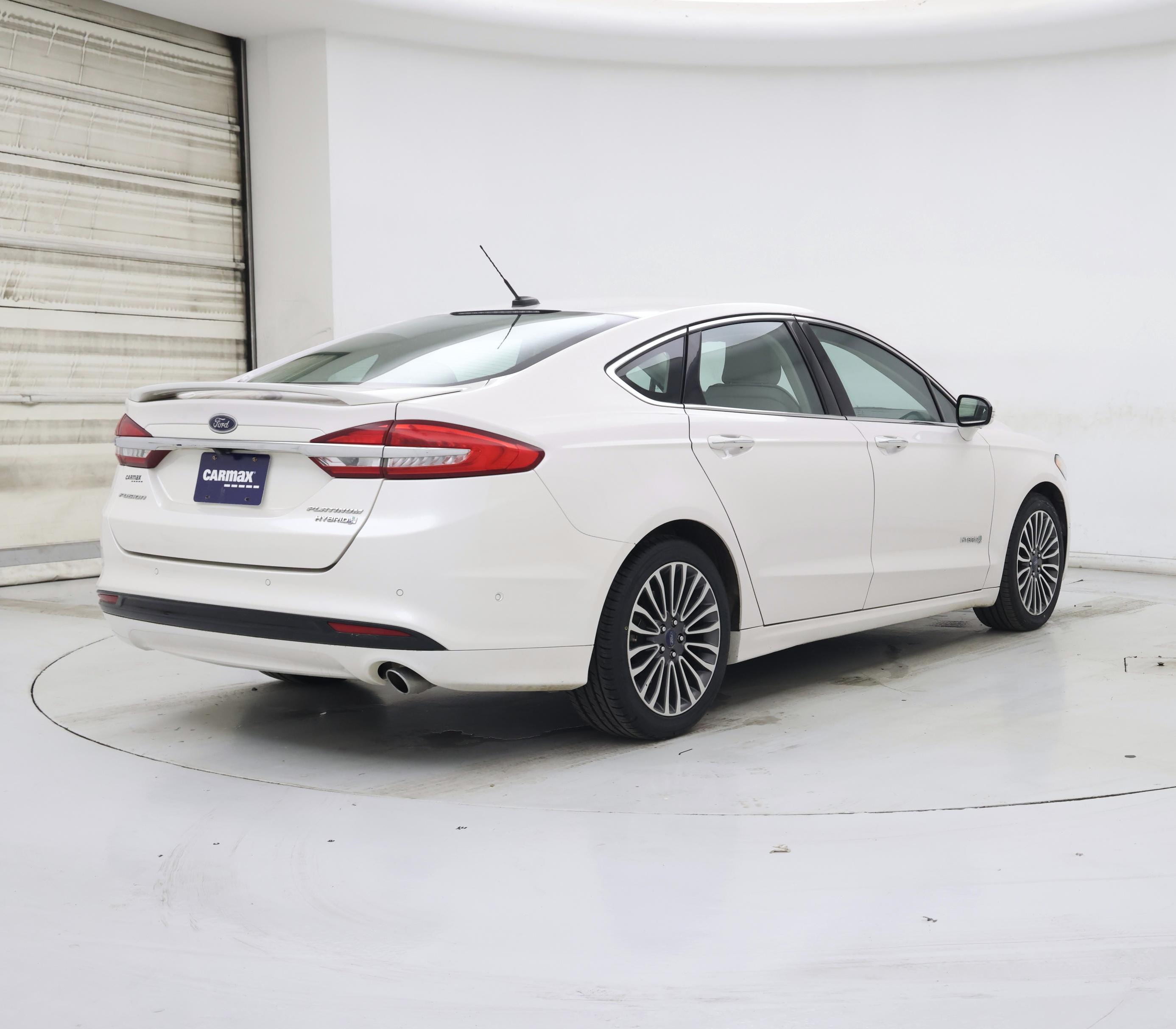 Thumbnail: 2017 Ford Fusion - 8