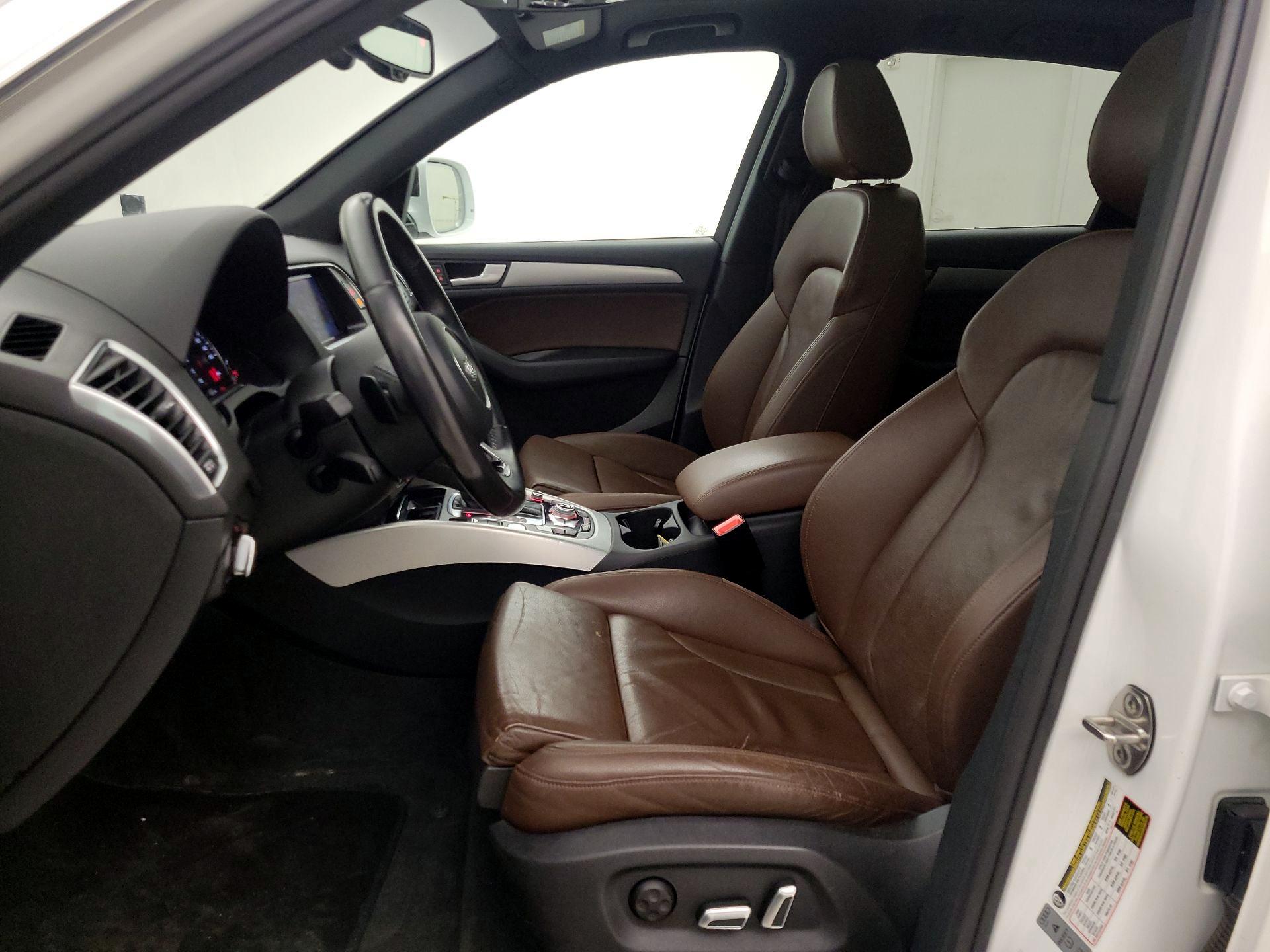 Thumbnail: 2017 Audi Q5 - 11