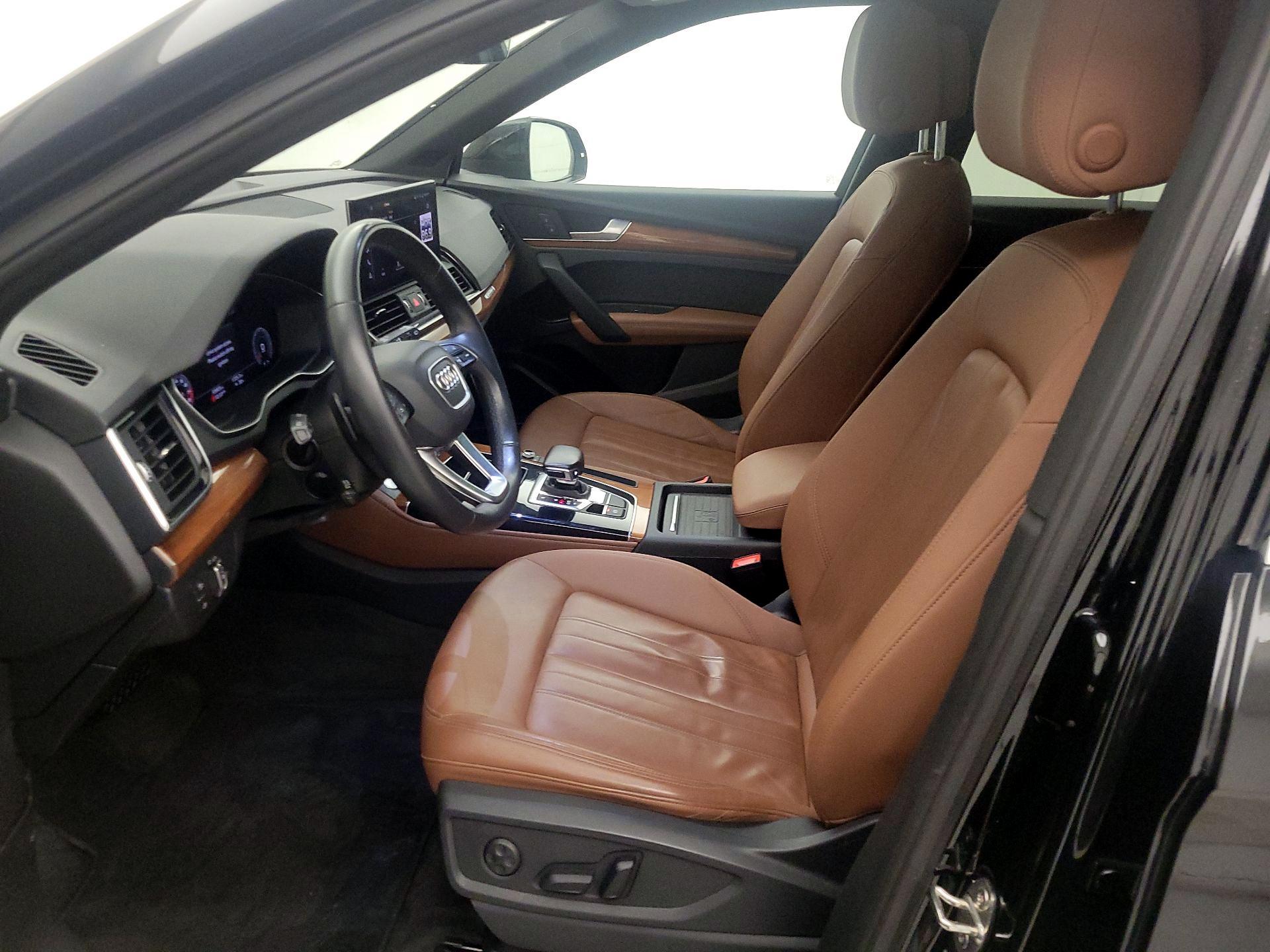 Thumbnail: 2021 Audi Q5 - 11