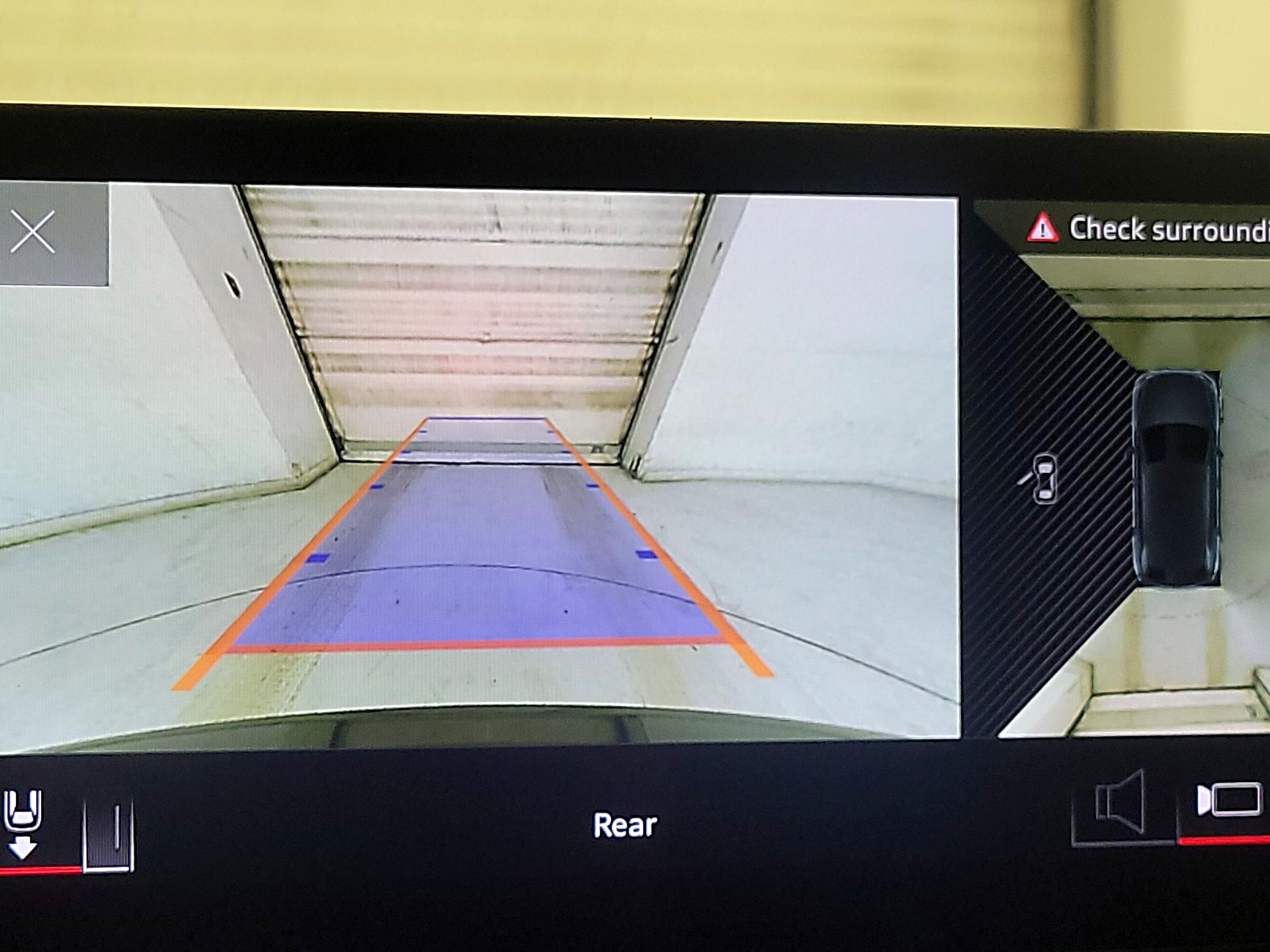 Thumbnail: 2021 Audi Q5 - 14