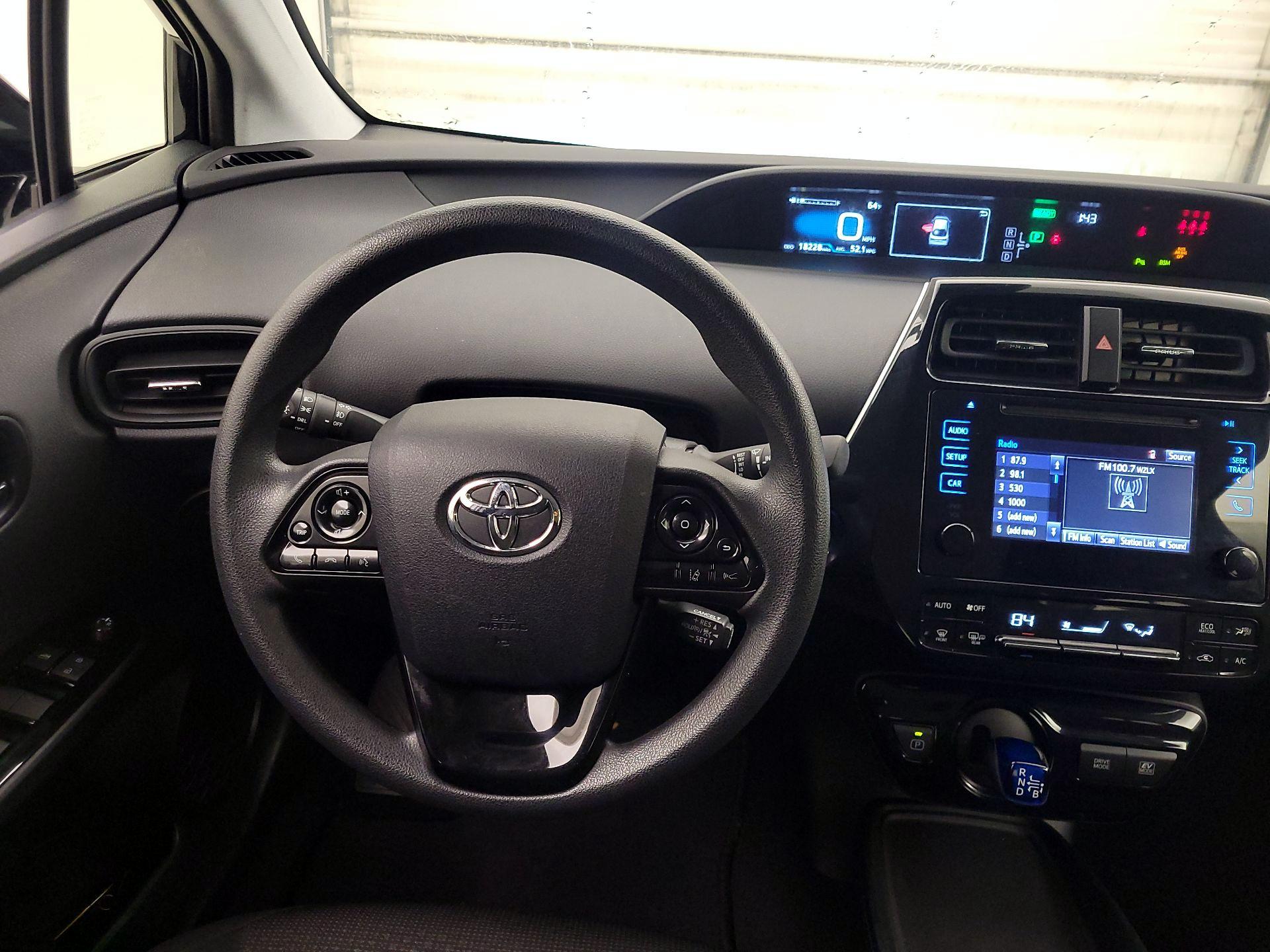 Thumbnail: 2019 Toyota Prius - 10