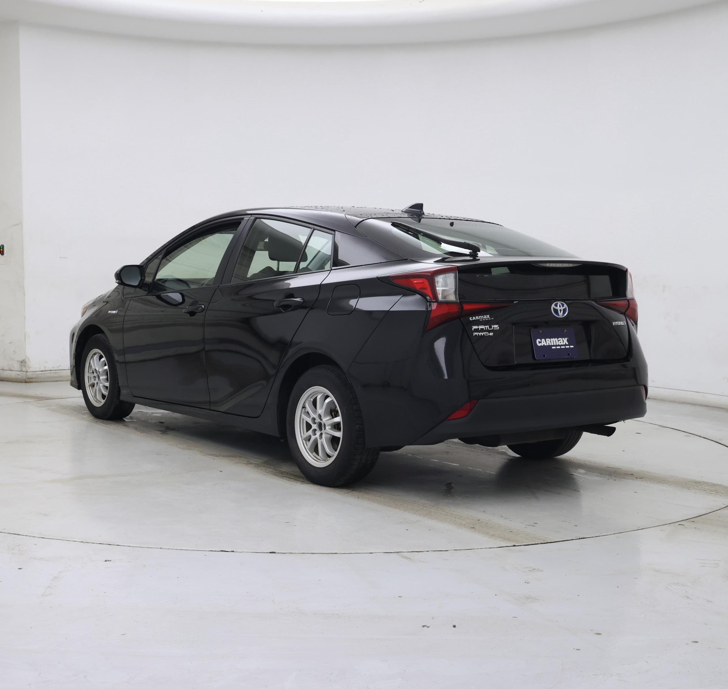Thumbnail: 2019 Toyota Prius - 2