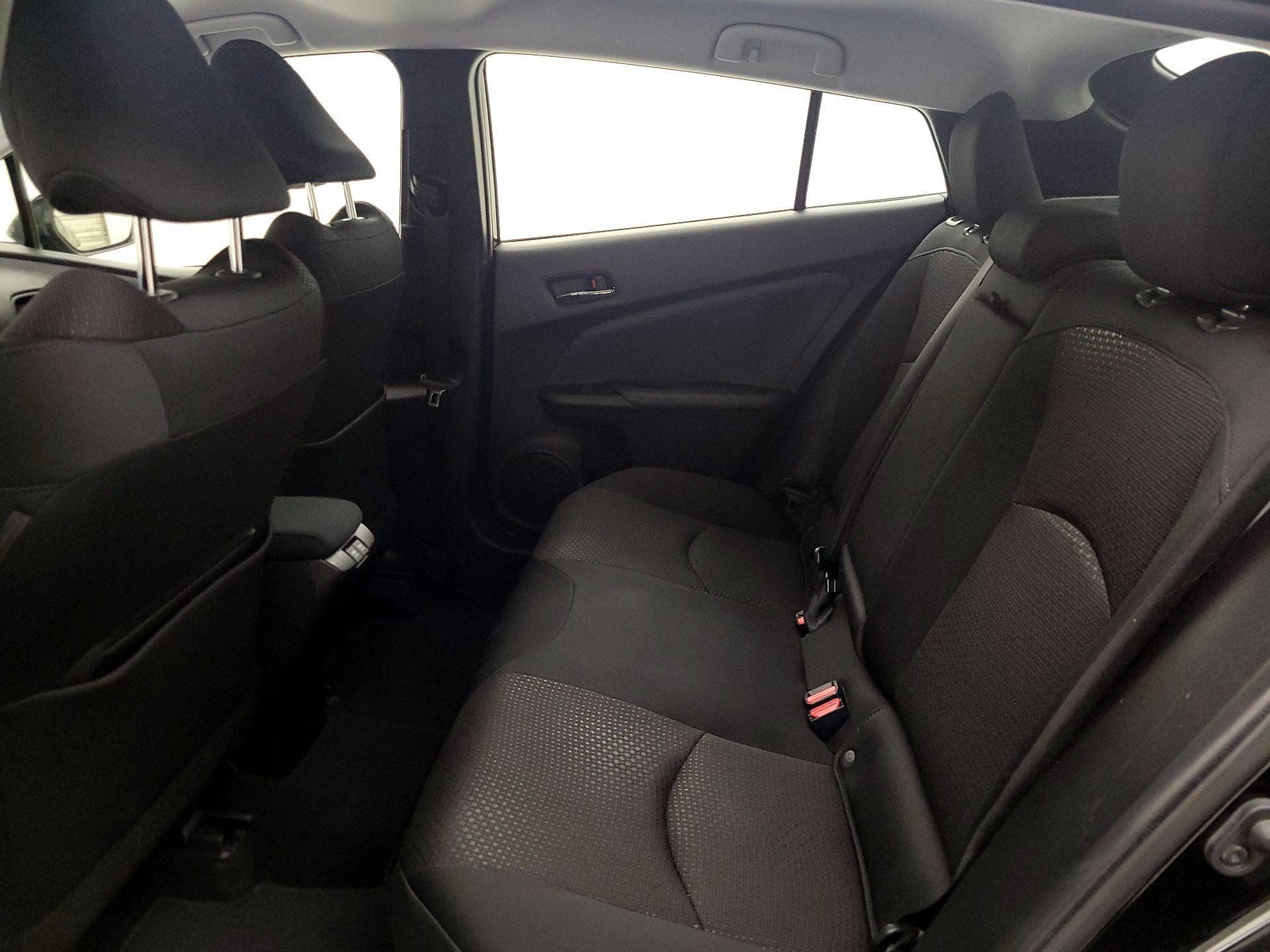 Thumbnail: 2019 Toyota Prius - 19