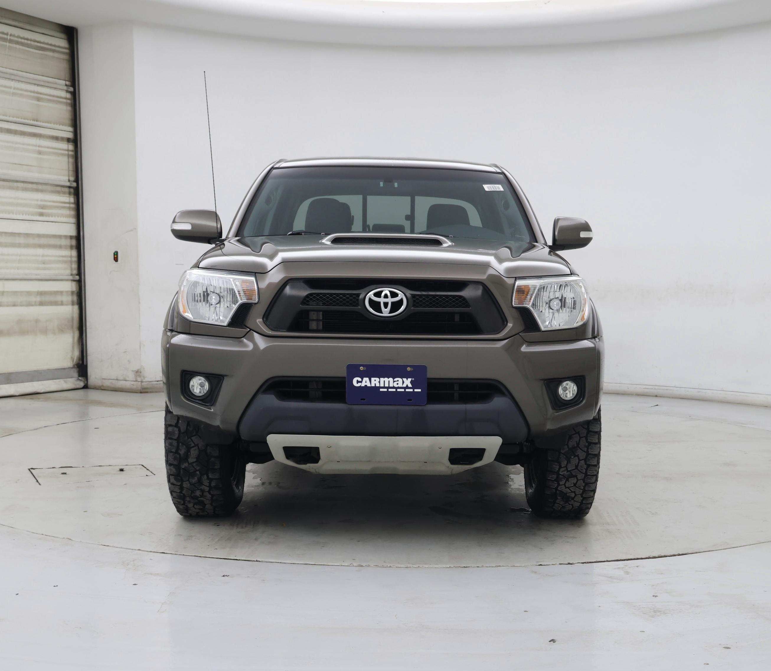 Thumbnail: 2015 Toyota Tacoma - 5