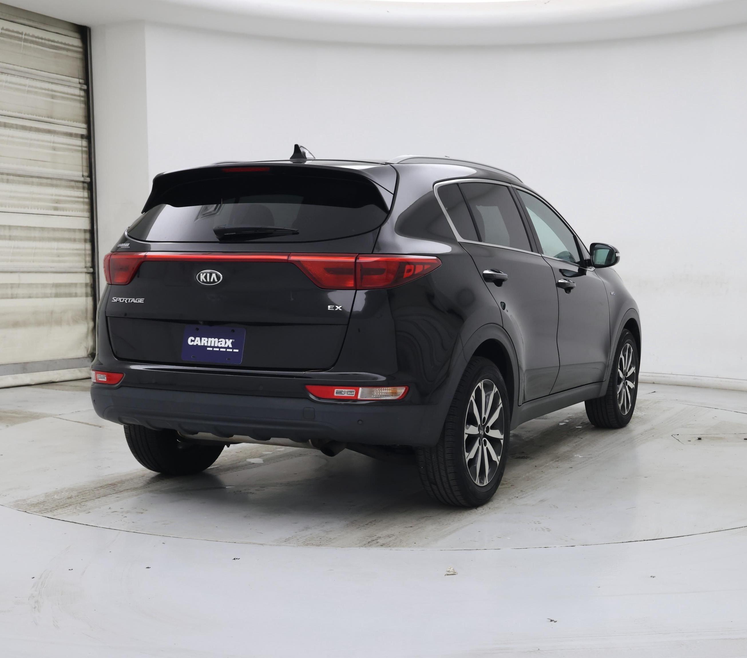 Thumbnail: 2017 Kia Sportage - 8