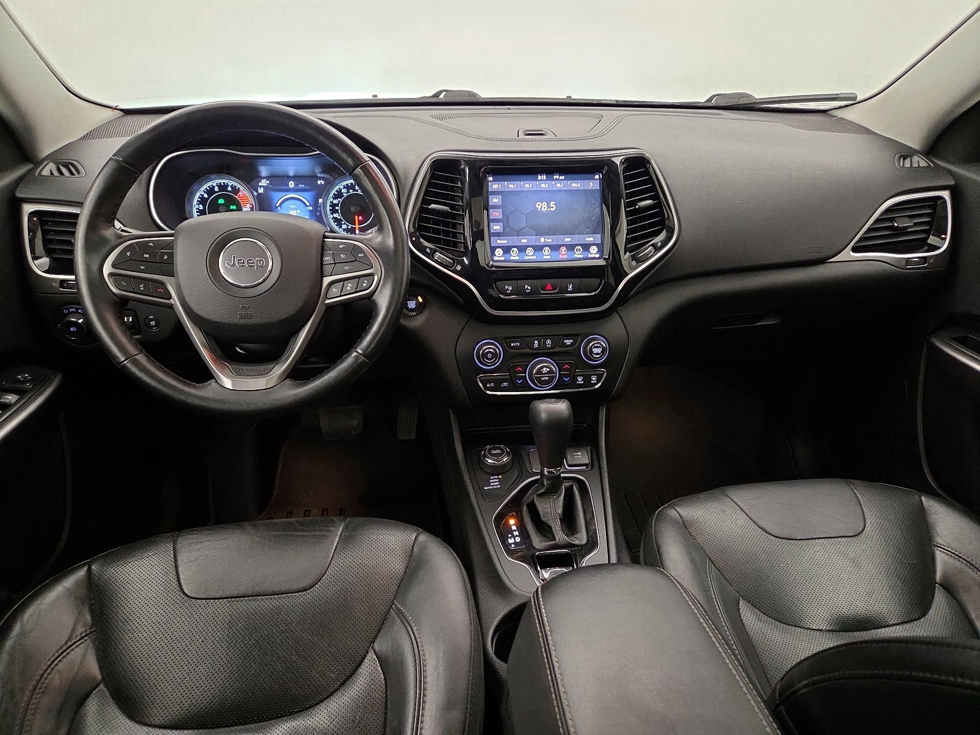 Thumbnail: 2019 Jeep Cherokee - 9