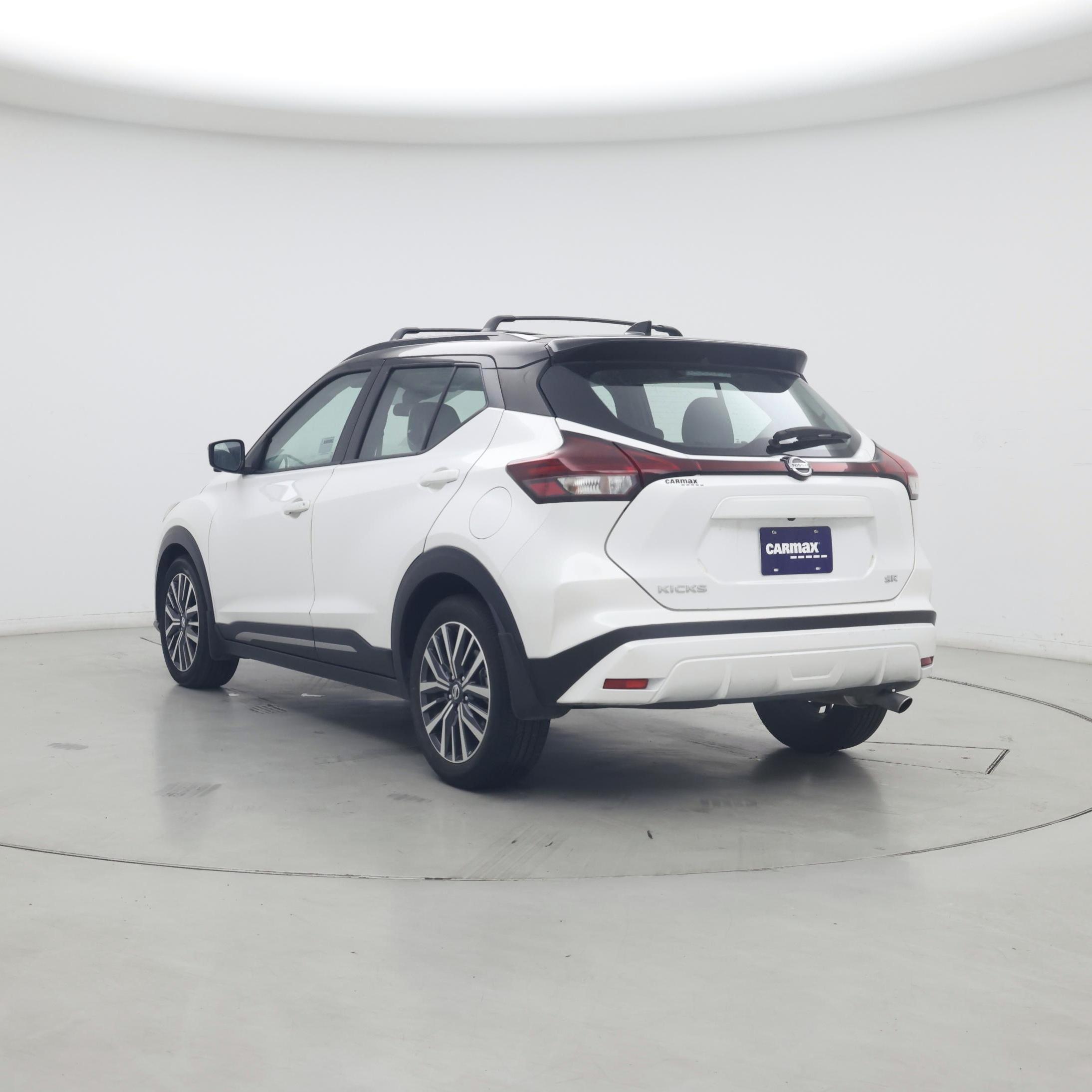 Thumbnail: 2021 Nissan Kicks - 2