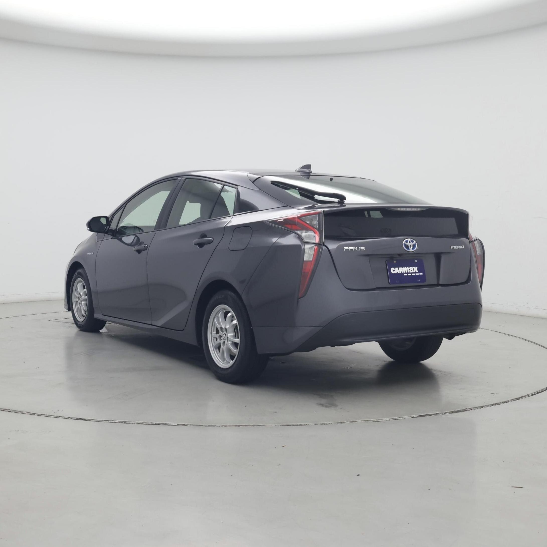 Thumbnail: 2017 Toyota Prius - 2