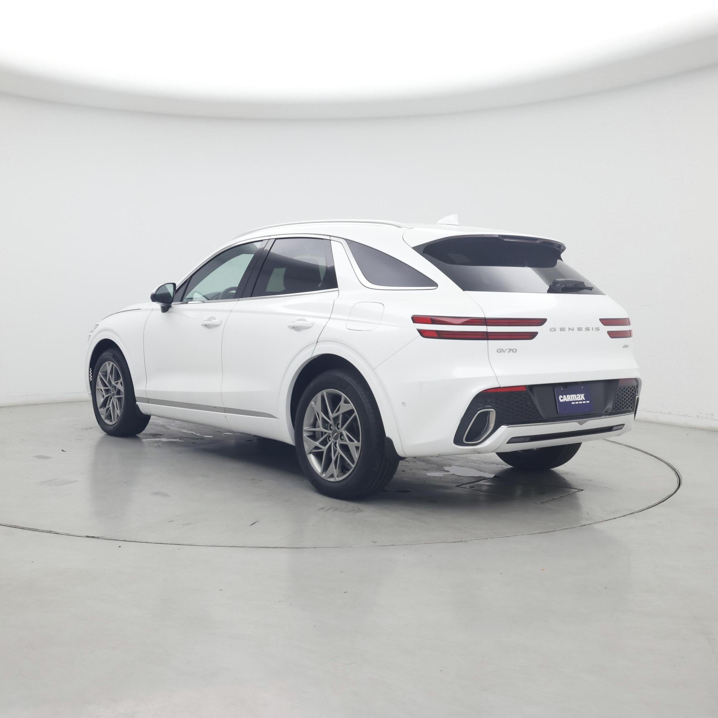 Thumbnail: 2023 Genesis GV70 - 2