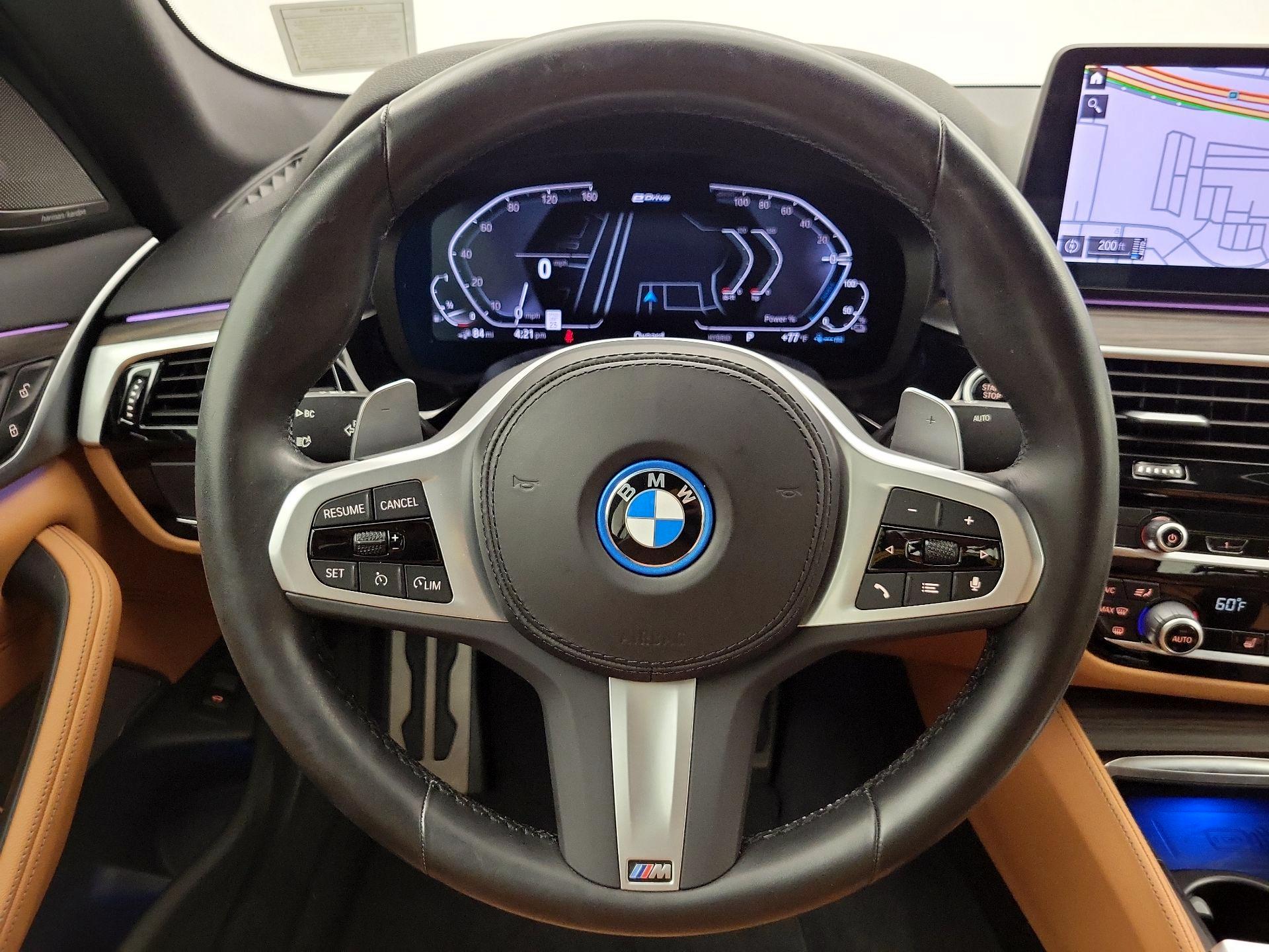 Thumbnail: 2022 BMW 5 Series - 10