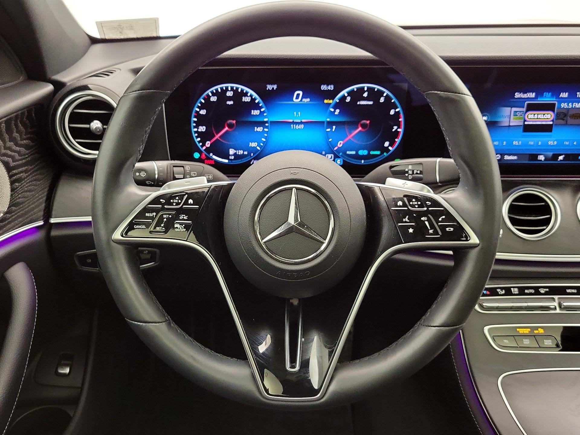 Thumbnail: 2023 Mercedes-Benz E-Class - 10