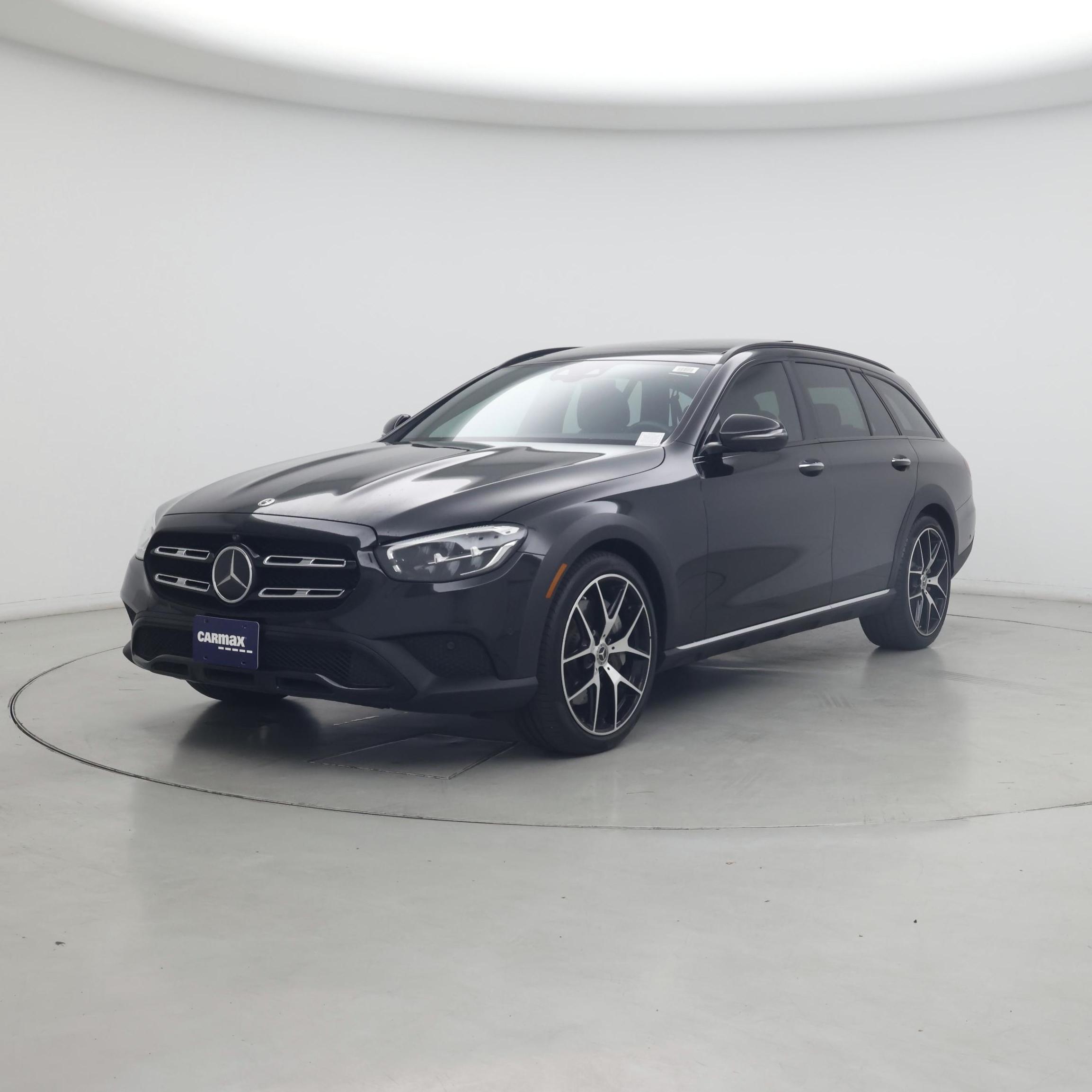 Thumbnail: 2023 Mercedes-Benz E-Class - 4