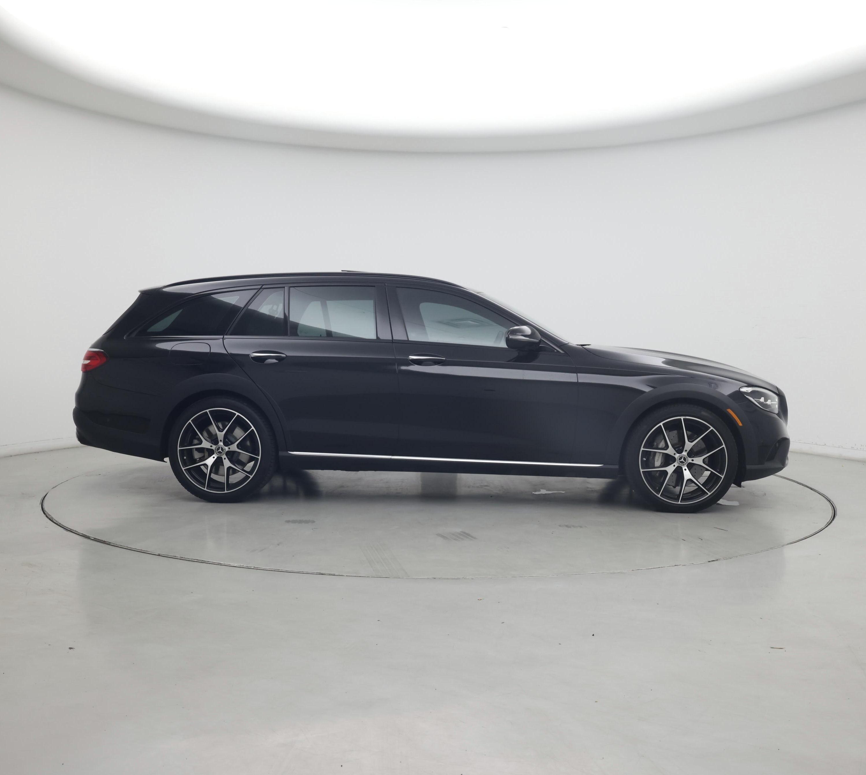 Thumbnail: 2023 Mercedes-Benz E-Class - 7
