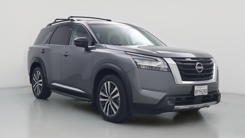 2022 Nissan Pathfinder Platinum Hero Image