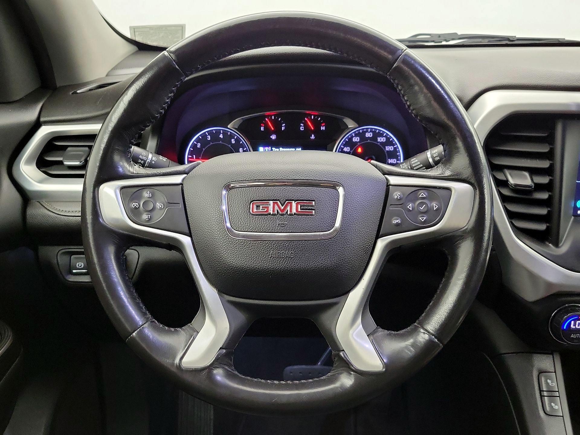 Thumbnail: 2018 GMC Acadia - 10