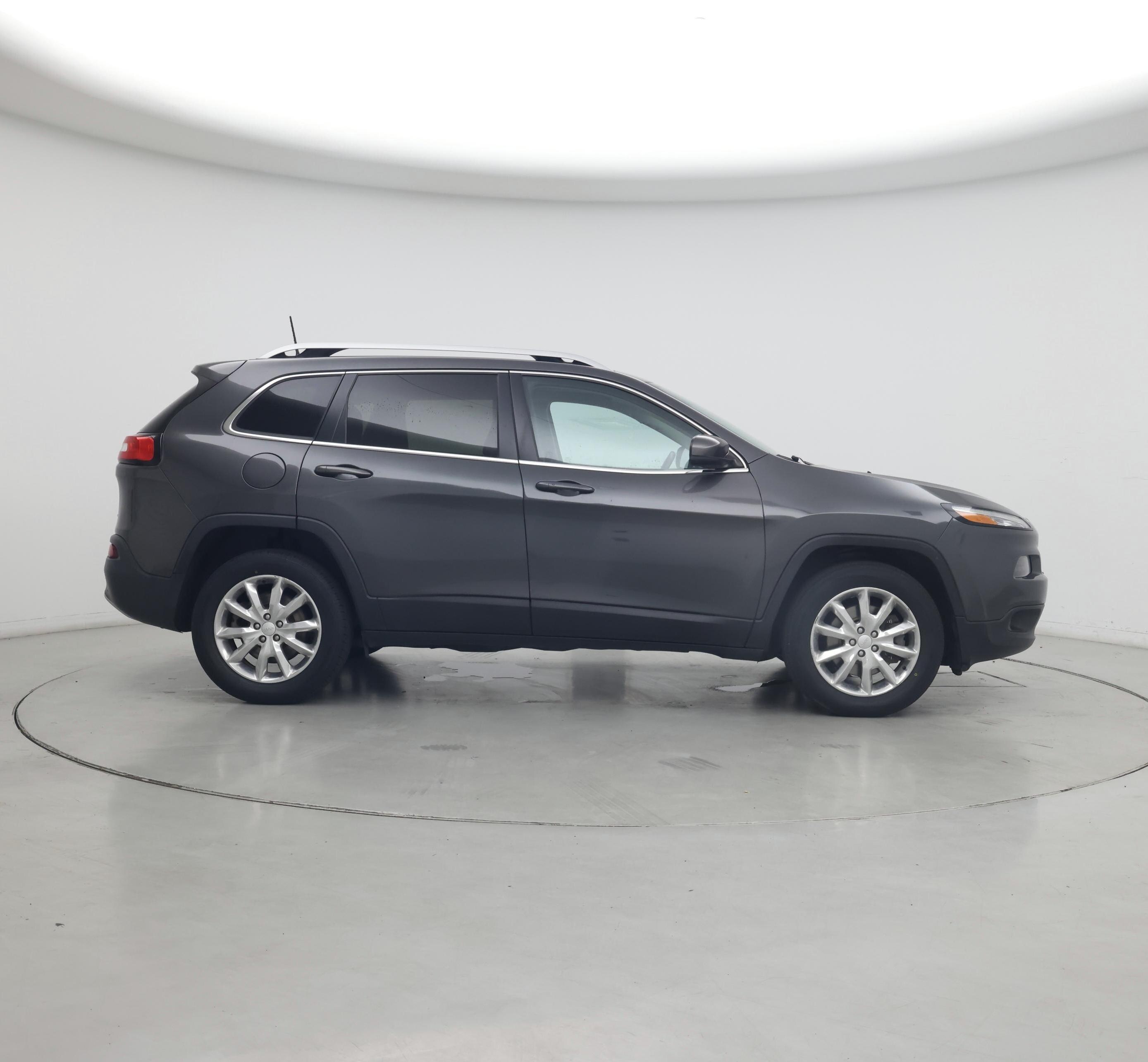 Thumbnail: 2017 Jeep Cherokee - 7