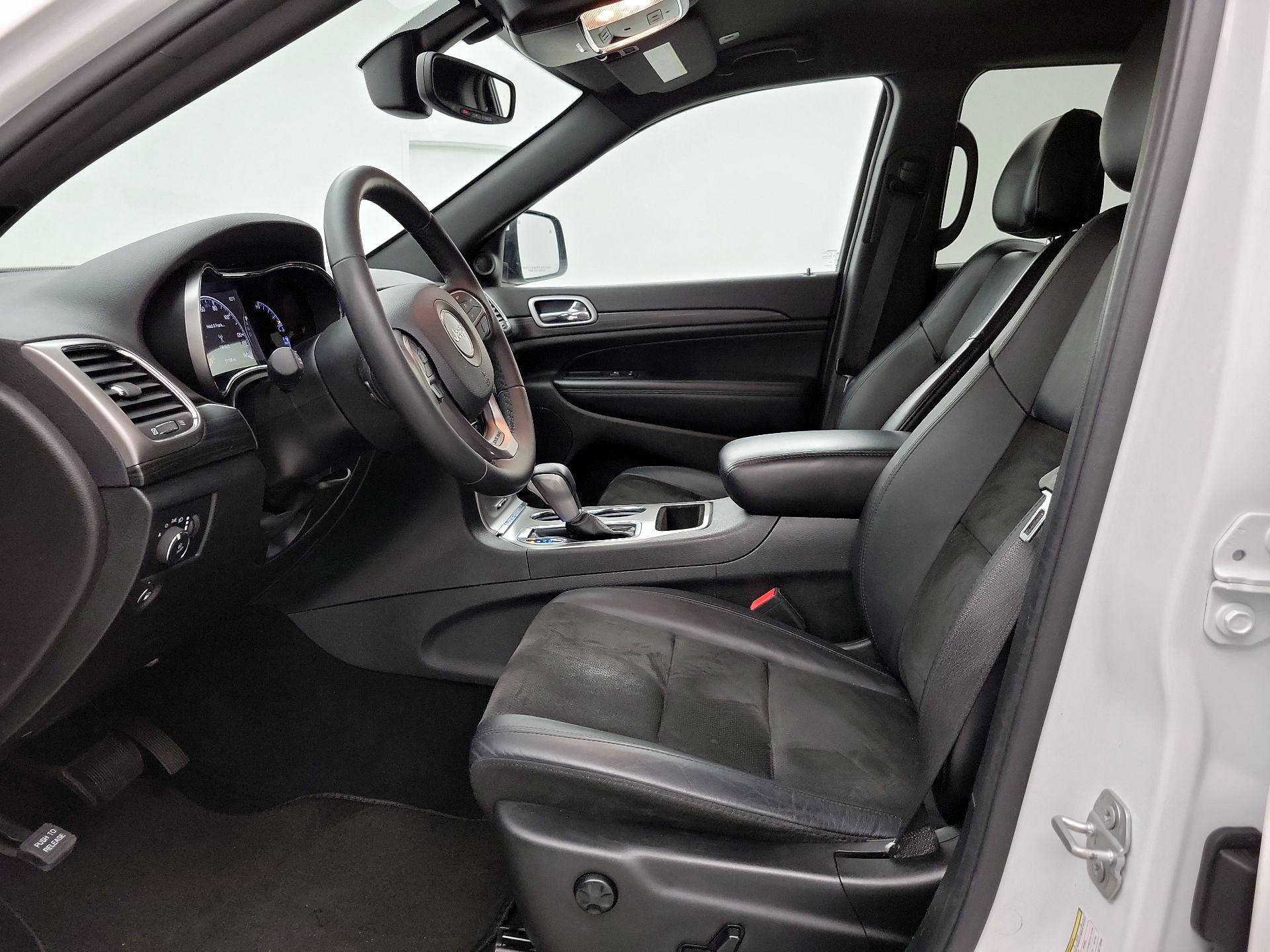 Thumbnail: 2019 Jeep Grand Cherokee - 11