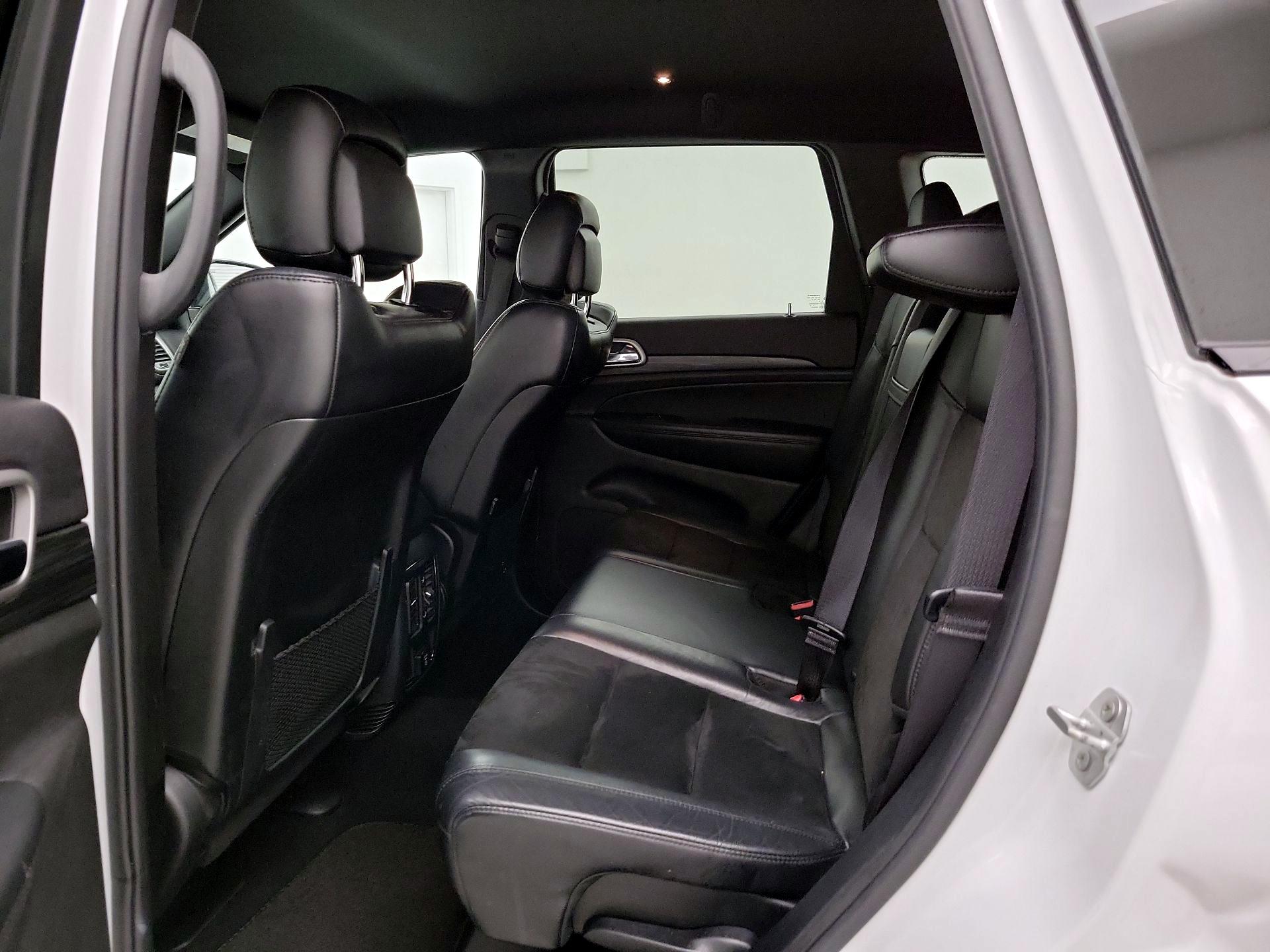 Thumbnail: 2019 Jeep Grand Cherokee - 19