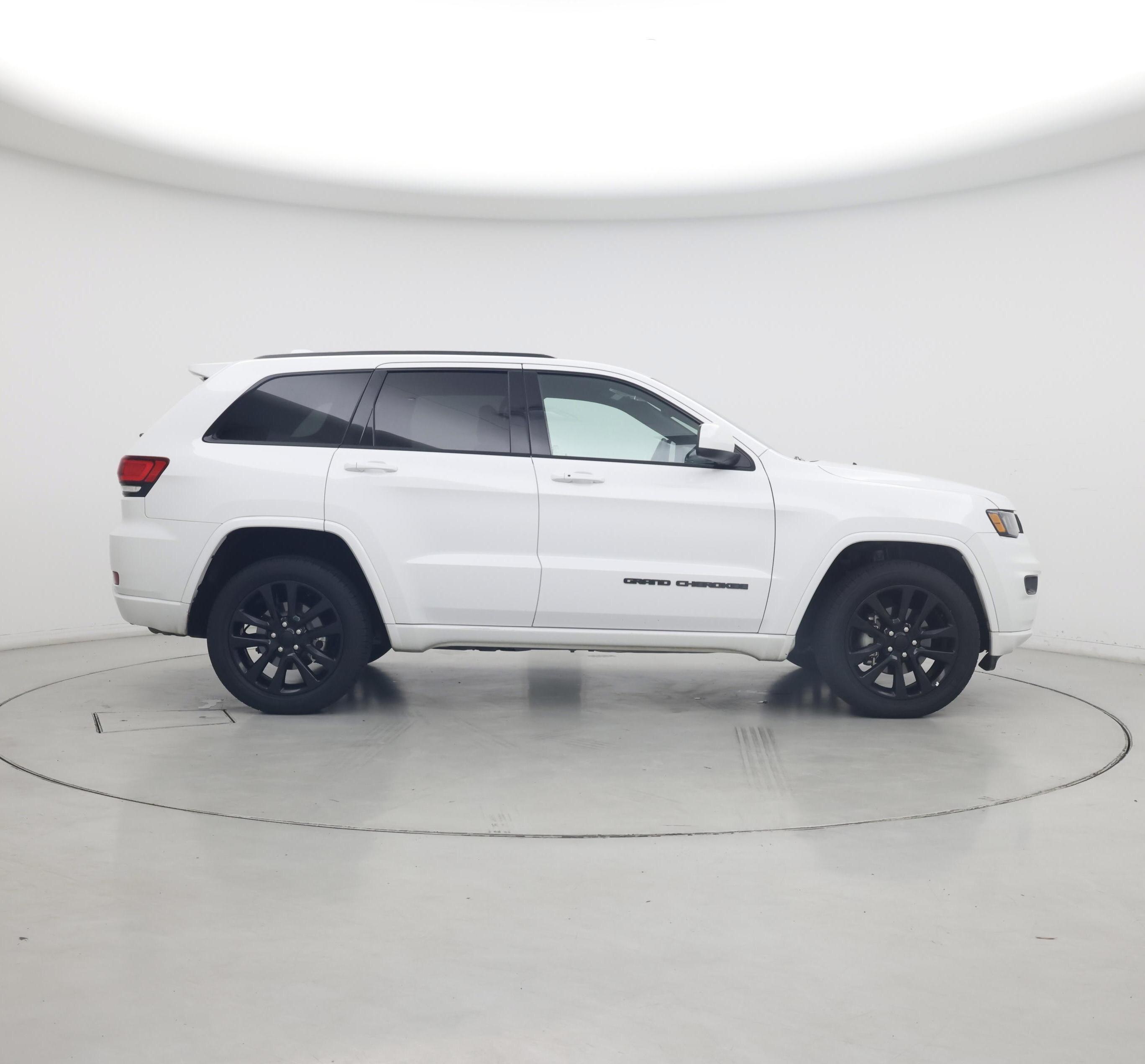Thumbnail: 2019 Jeep Grand Cherokee - 7