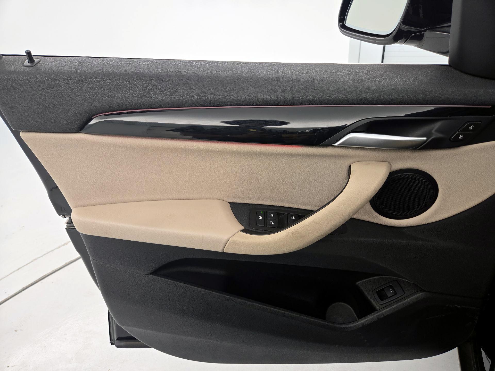 Thumbnail: 2020 BMW X2 - 12