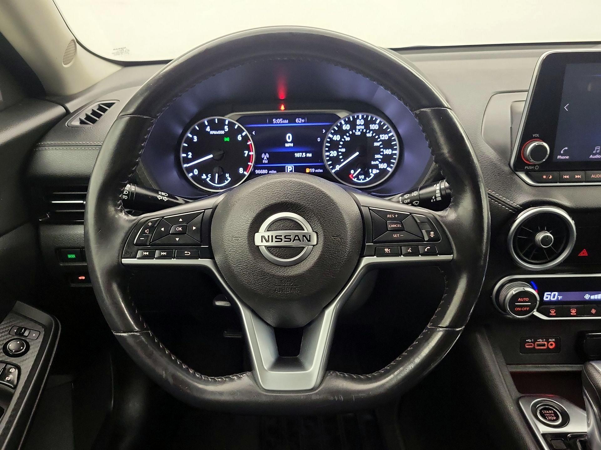 Thumbnail: 2020 Nissan Sentra - 10