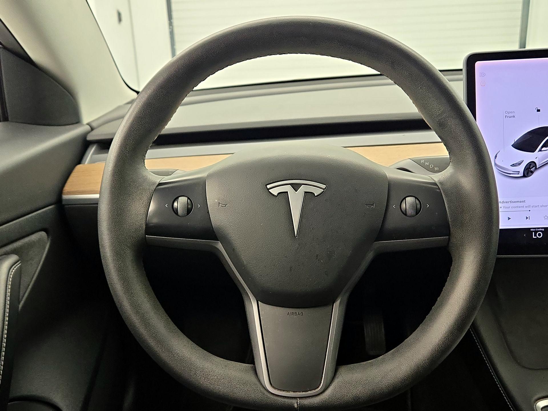 Thumbnail: 2021 Tesla Model 3 - 10