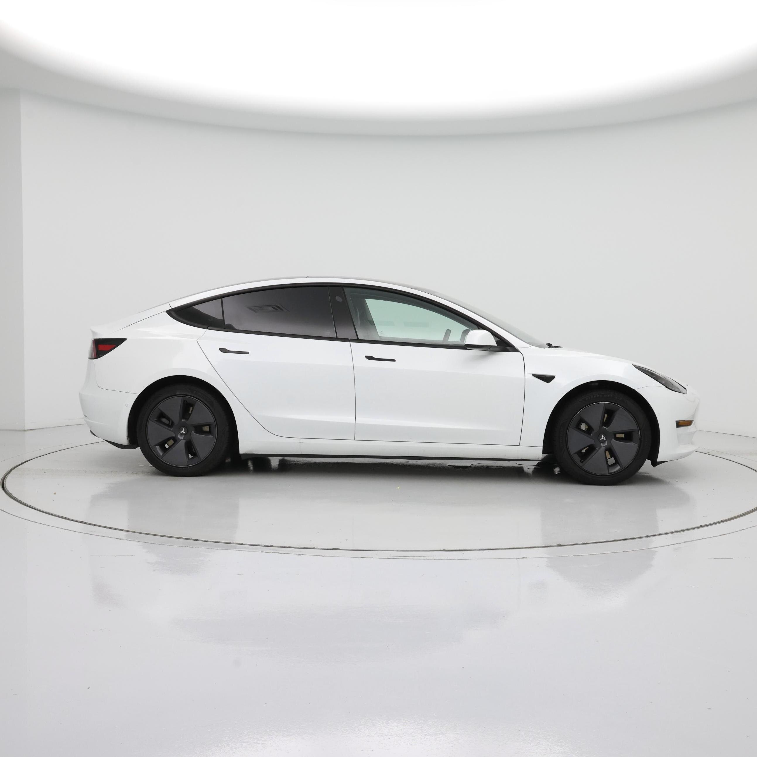 Thumbnail: 2021 Tesla Model 3 - 7