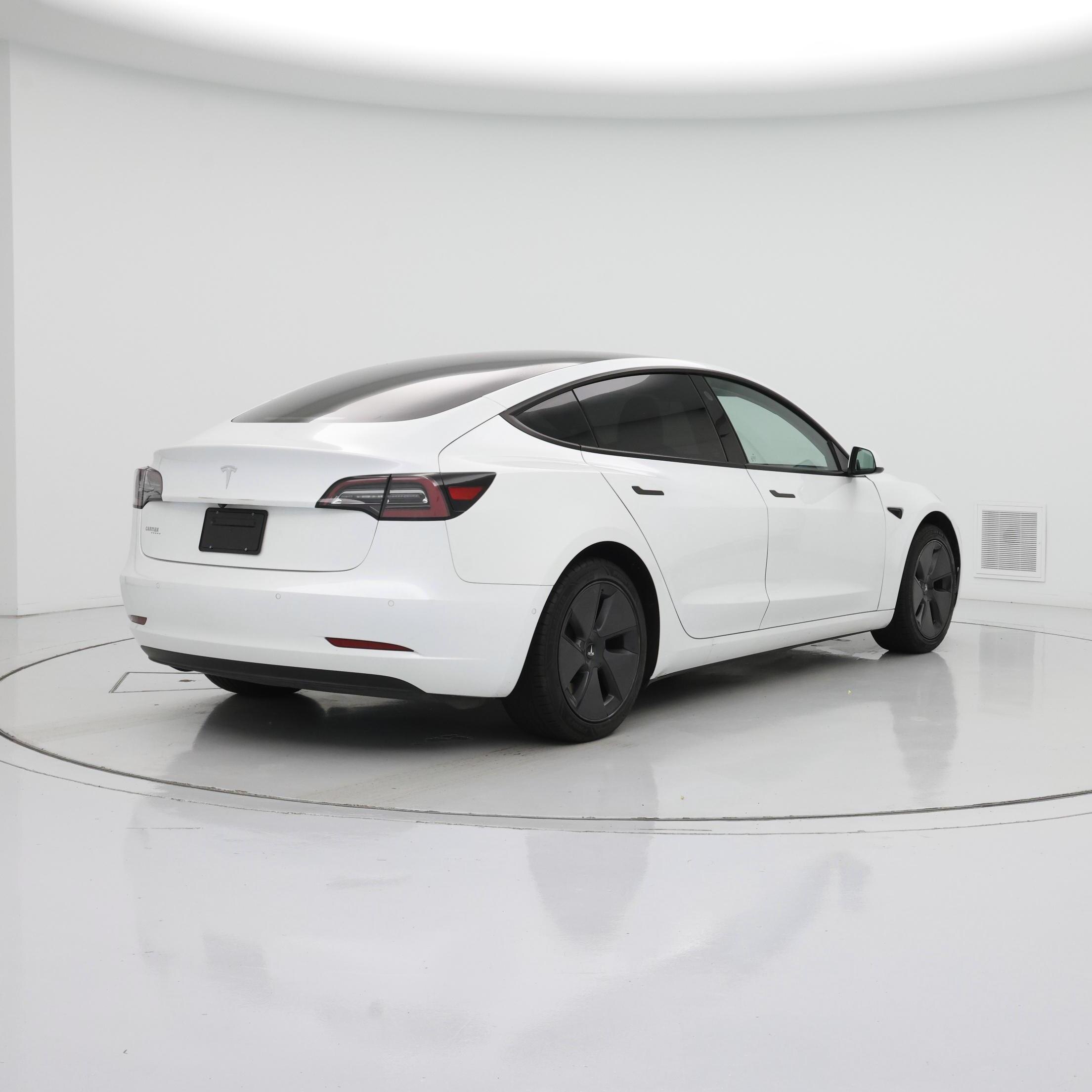 Thumbnail: 2021 Tesla Model 3 - 8