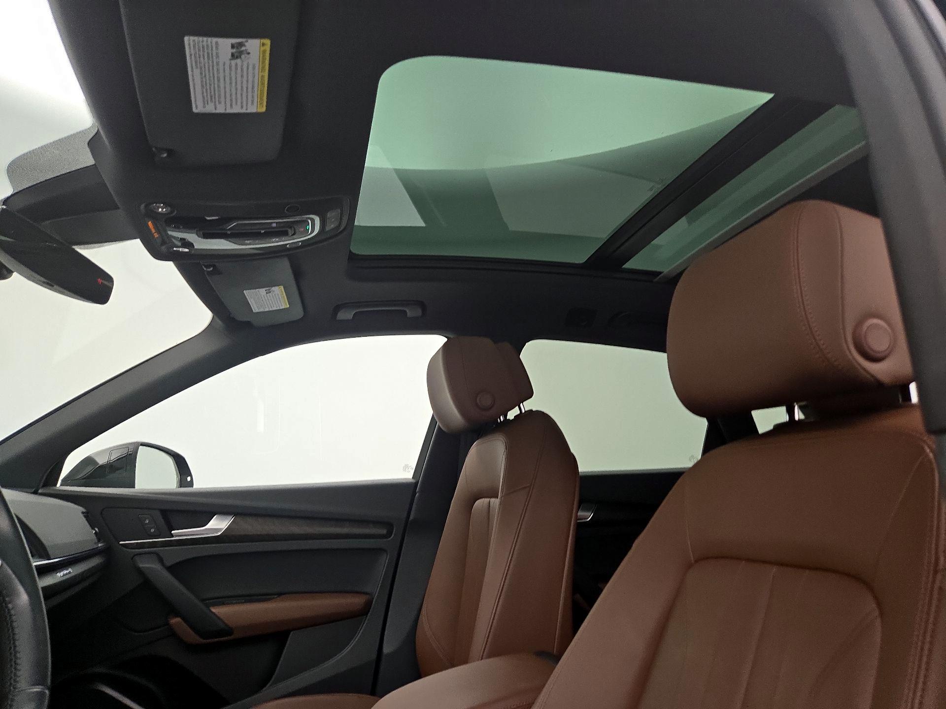 Thumbnail: 2019 Audi Q5 - 19