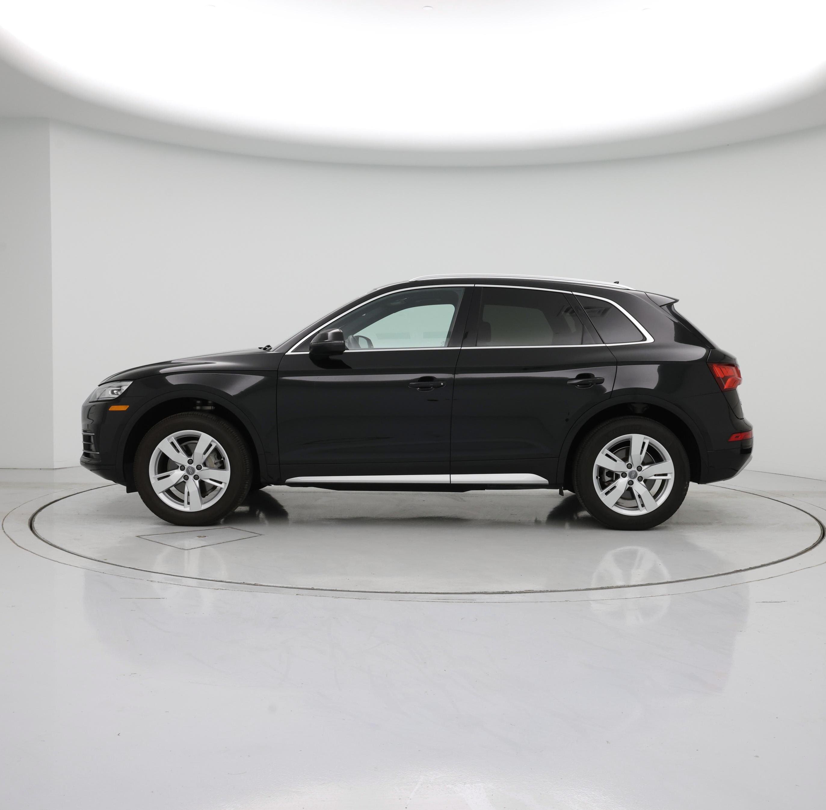 Thumbnail: 2019 Audi Q5 - 3