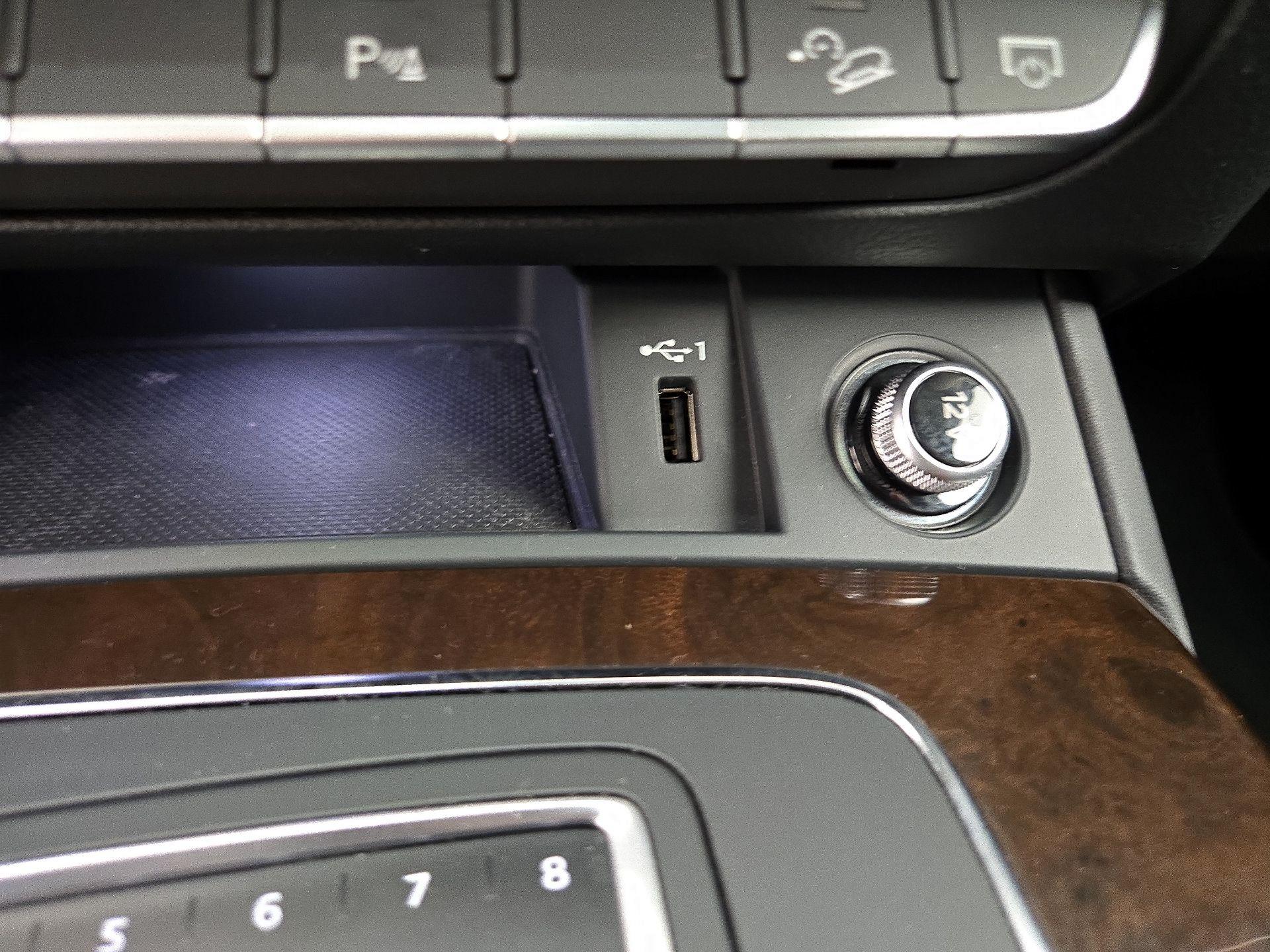 Thumbnail: 2019 Audi Q5 - 19