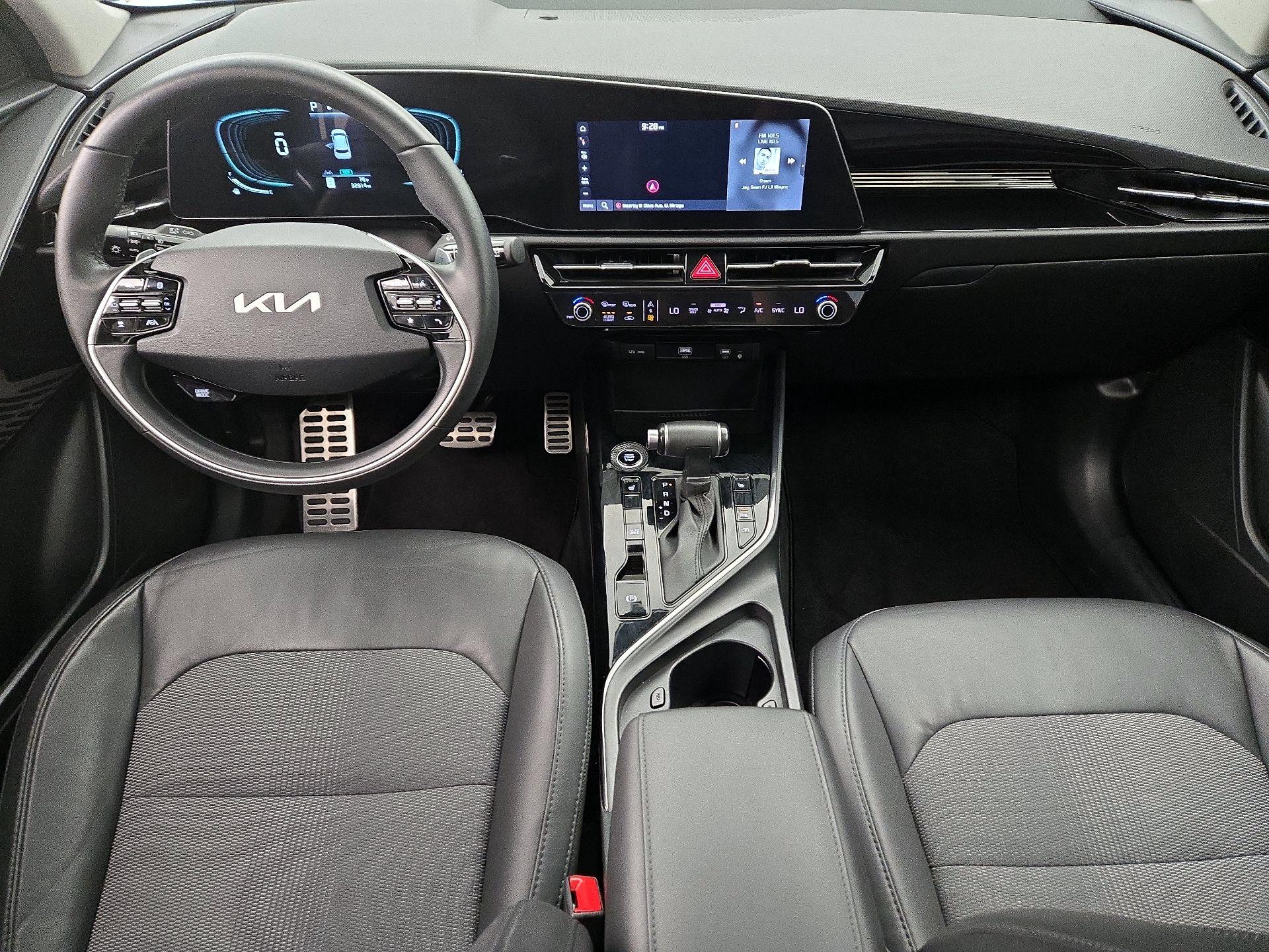 Thumbnail: 2023 Kia Niro - 9