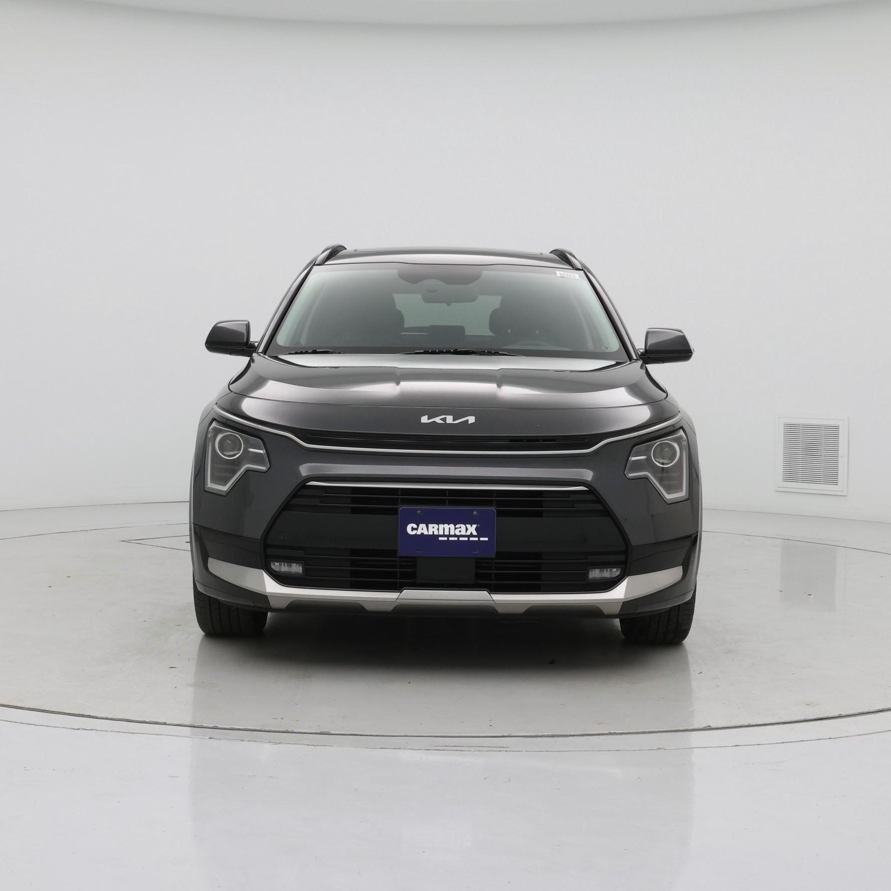Thumbnail: 2023 Kia Niro - 5