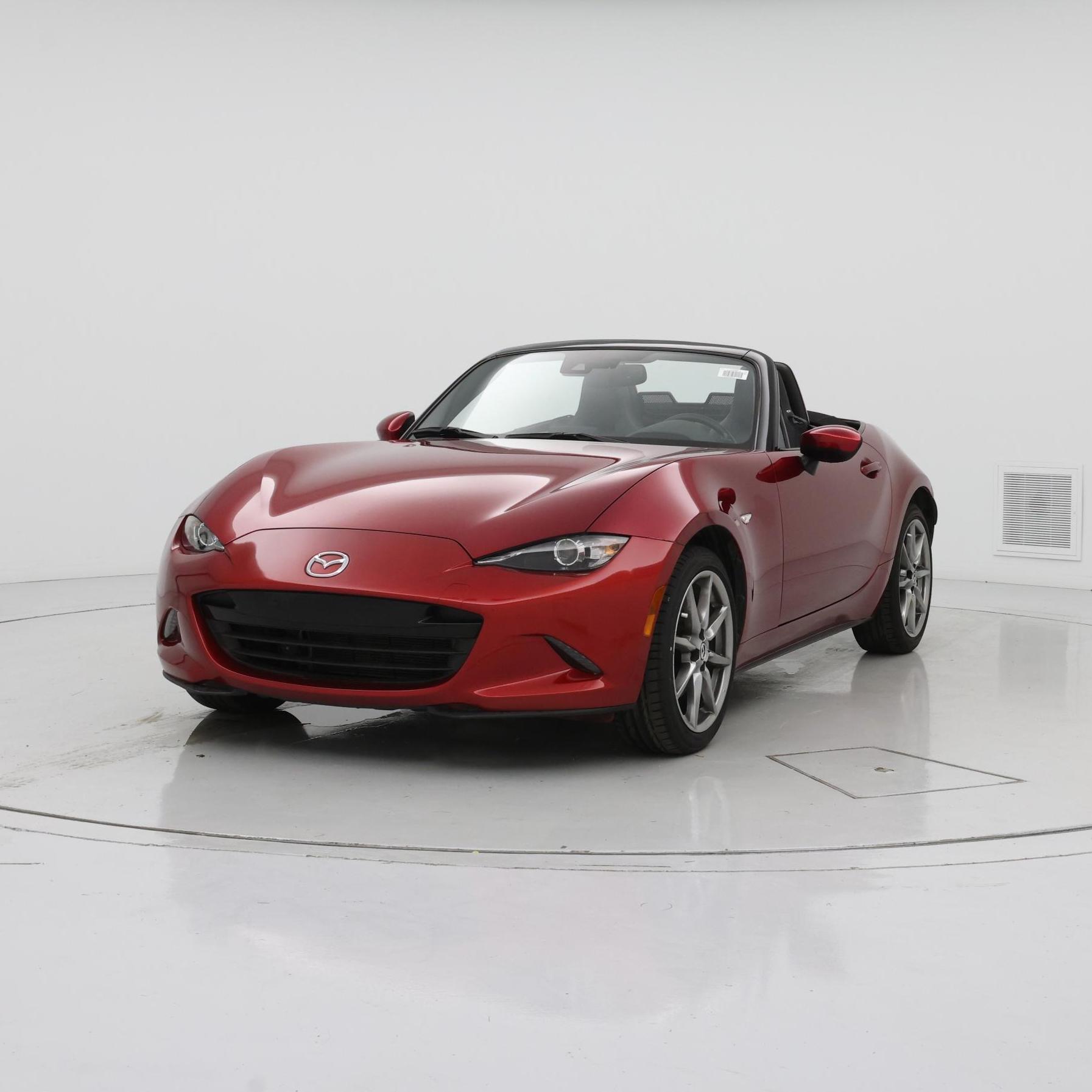Thumbnail: 2023 Mazda MX-5 Miata - 4