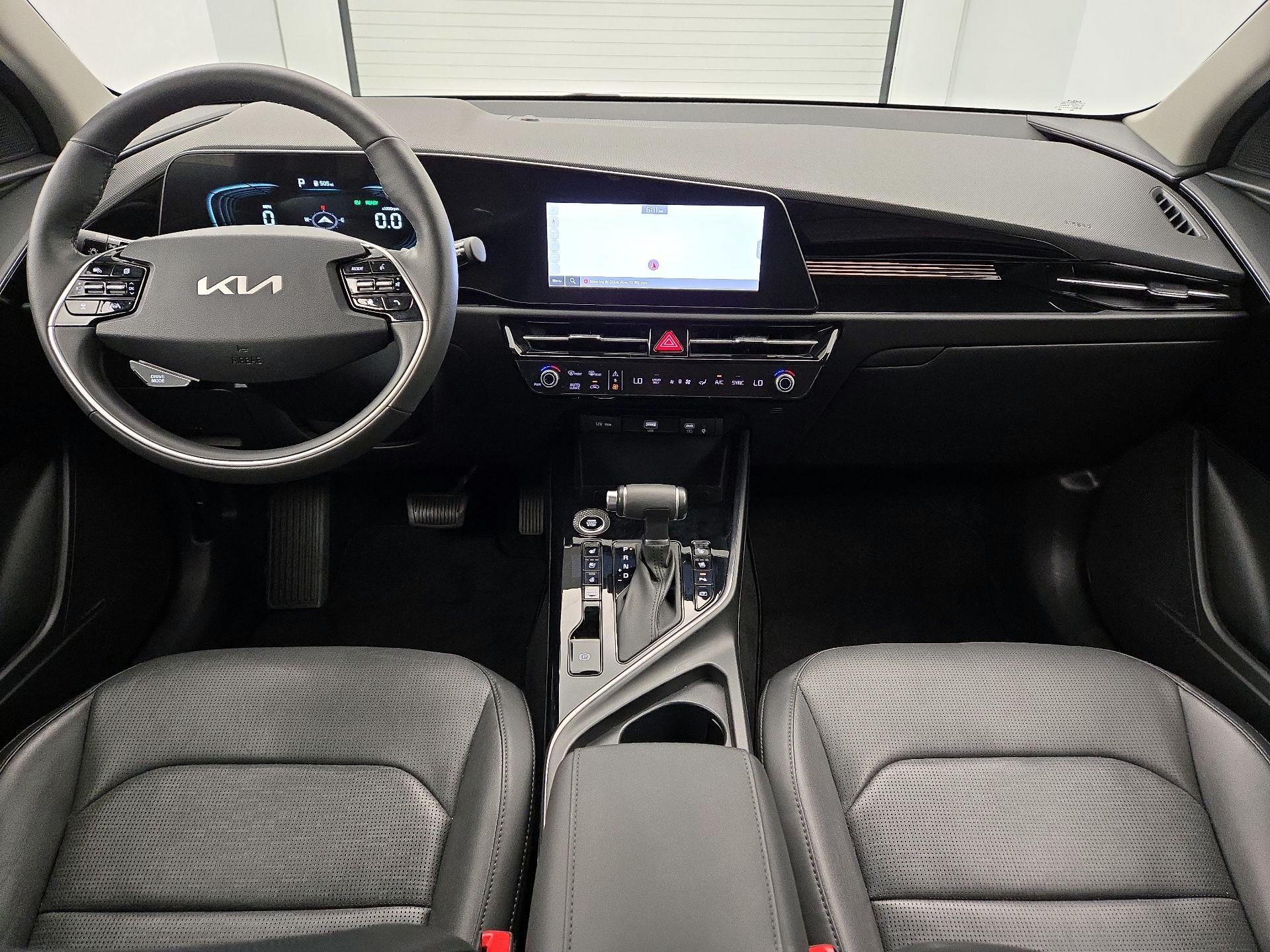 Thumbnail: 2023 Kia Niro - 9