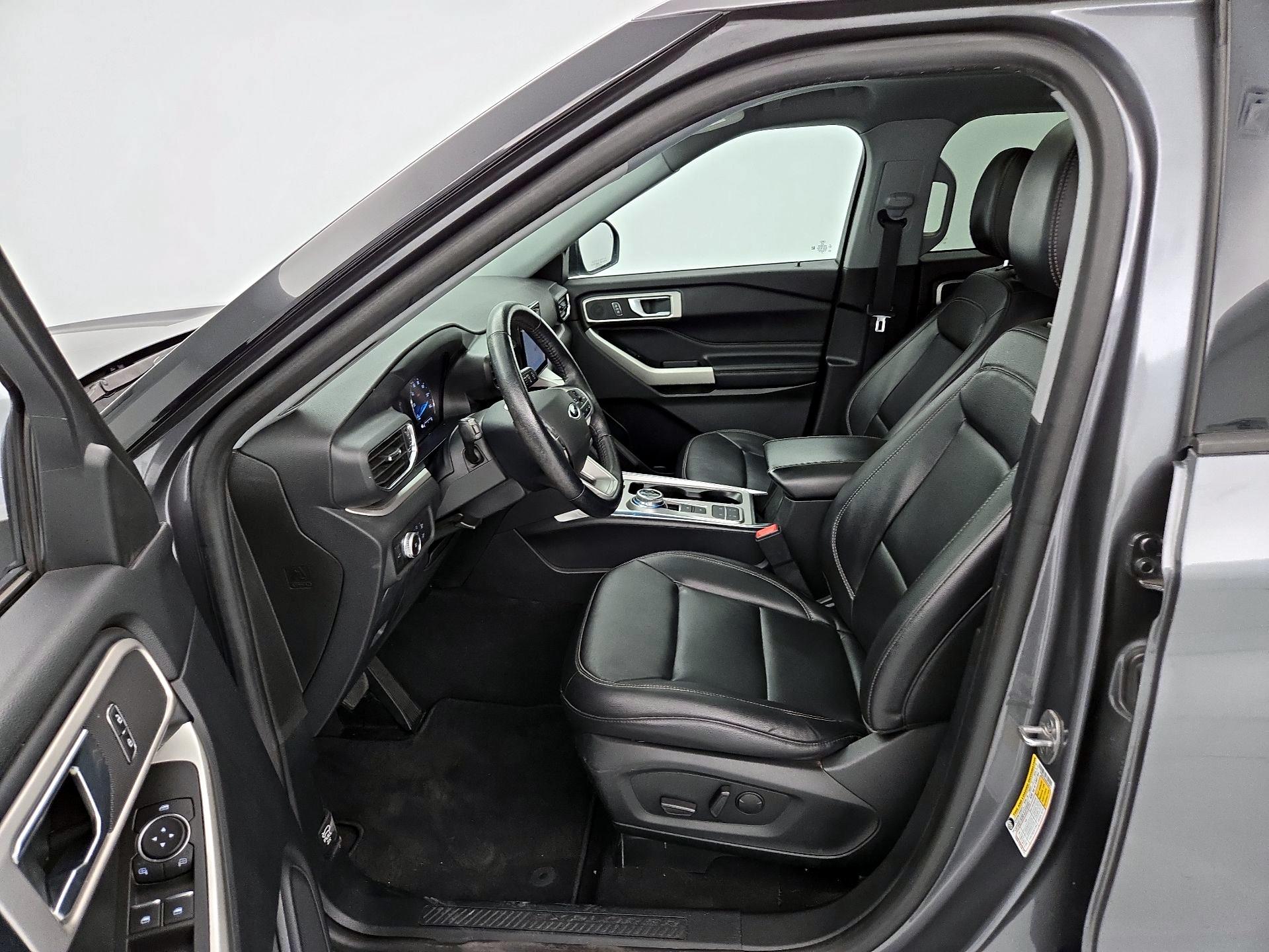 Thumbnail: 2021 Ford Explorer - 11