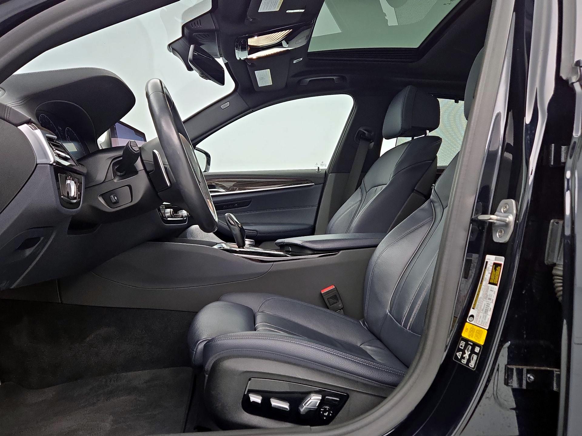 Thumbnail: 2019 BMW 5 Series - 11