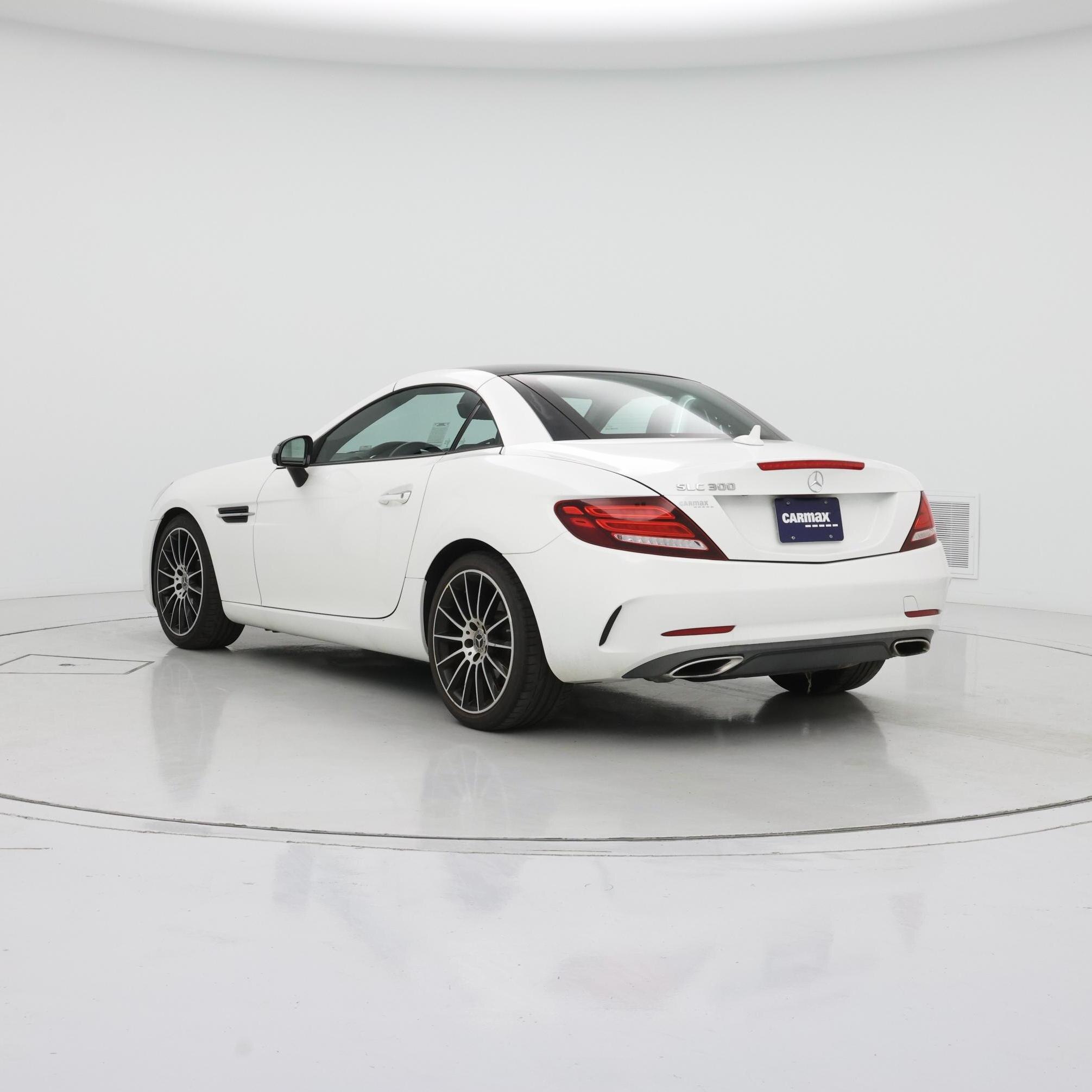 Thumbnail: 2020 Mercedes-Benz SLC - 2