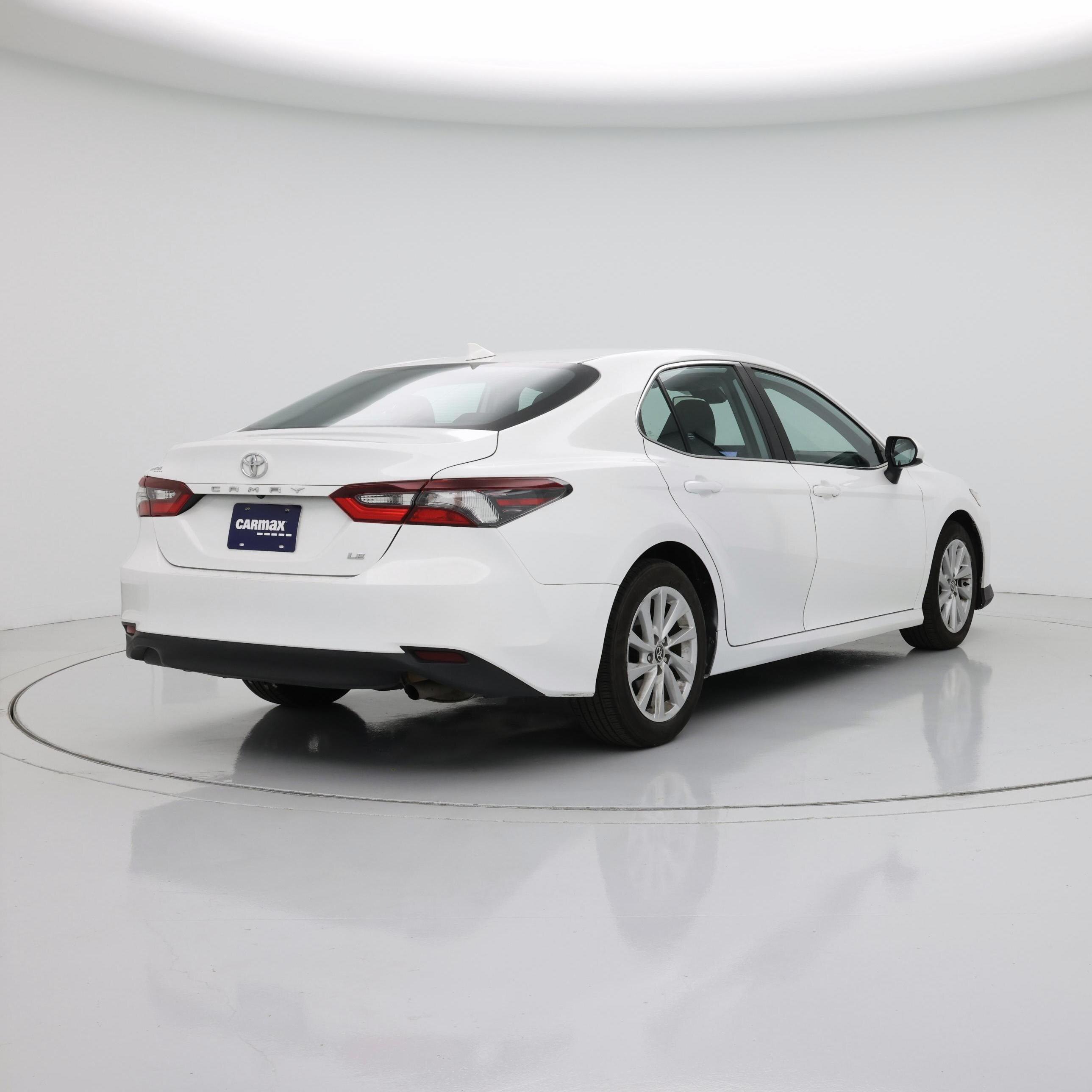 Thumbnail: 2021 Toyota Camry - 8